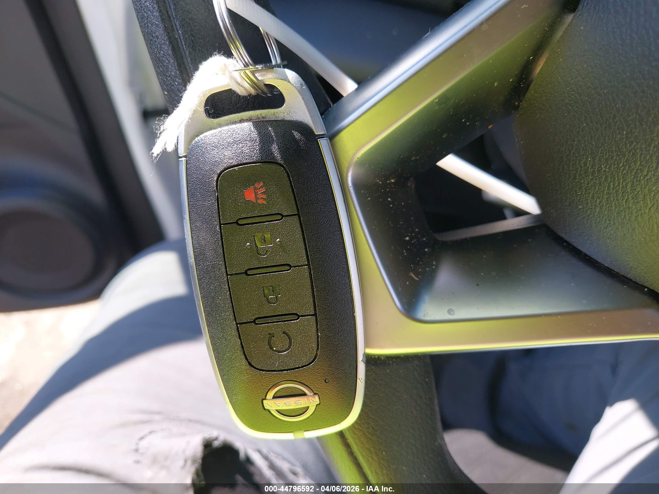 NISSAN KICKS image 11
