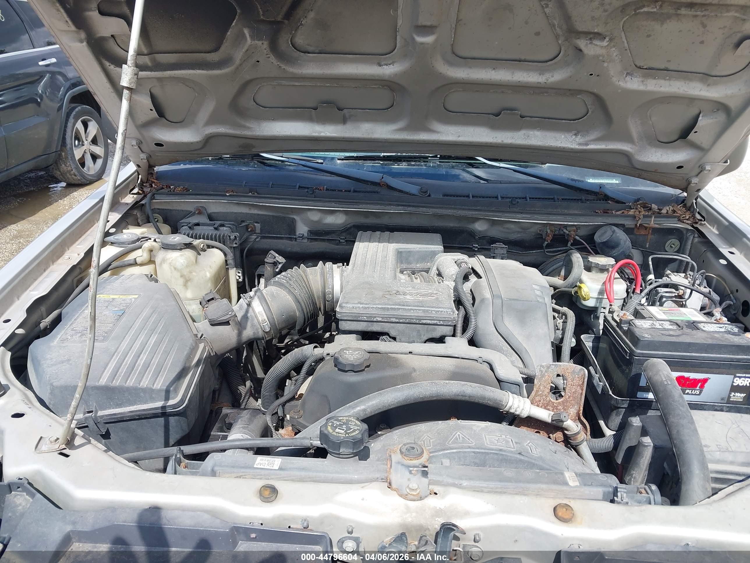 CHEVROLET COLORADO image 10