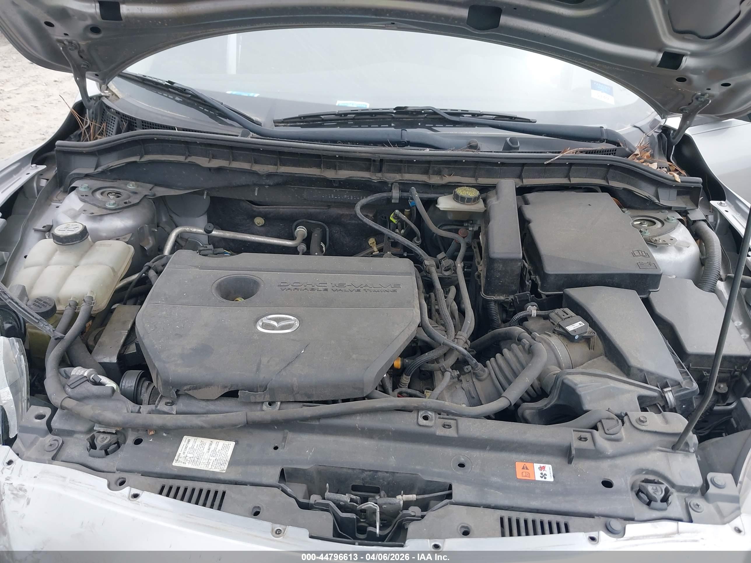 MAZDA MAZDA3 image 10