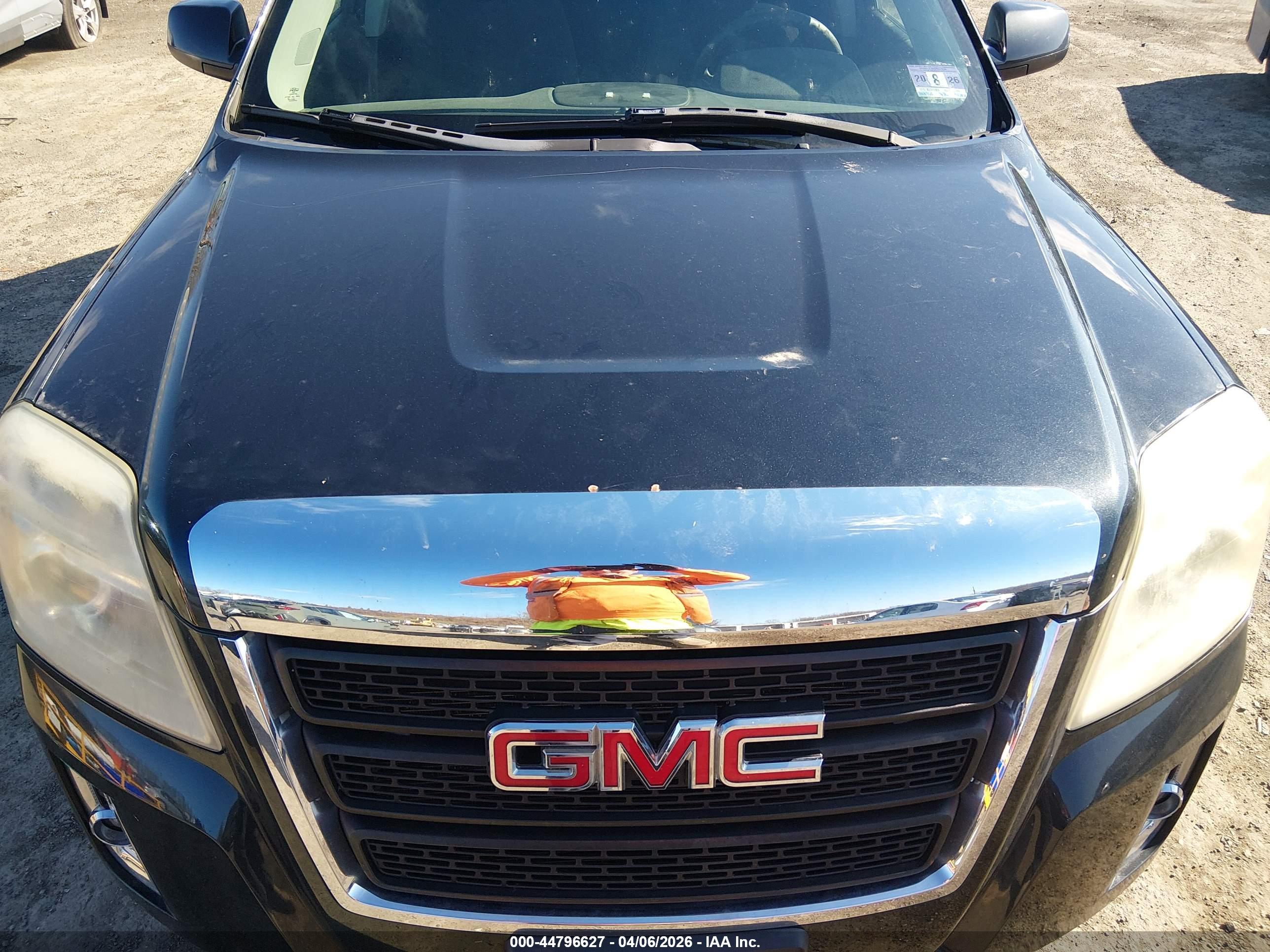 GMC TERRAIN image 6