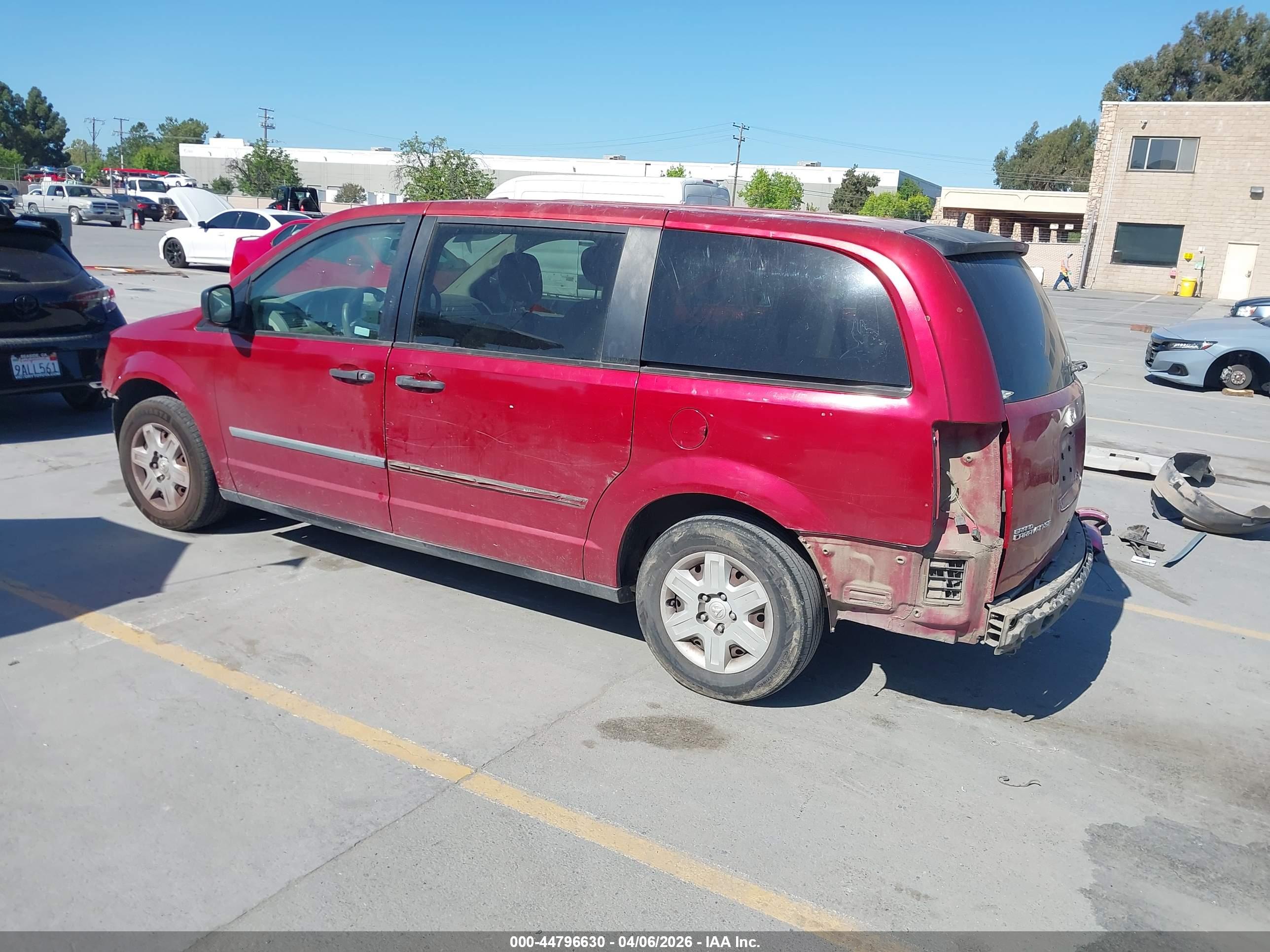 DODGE GRAND image 3