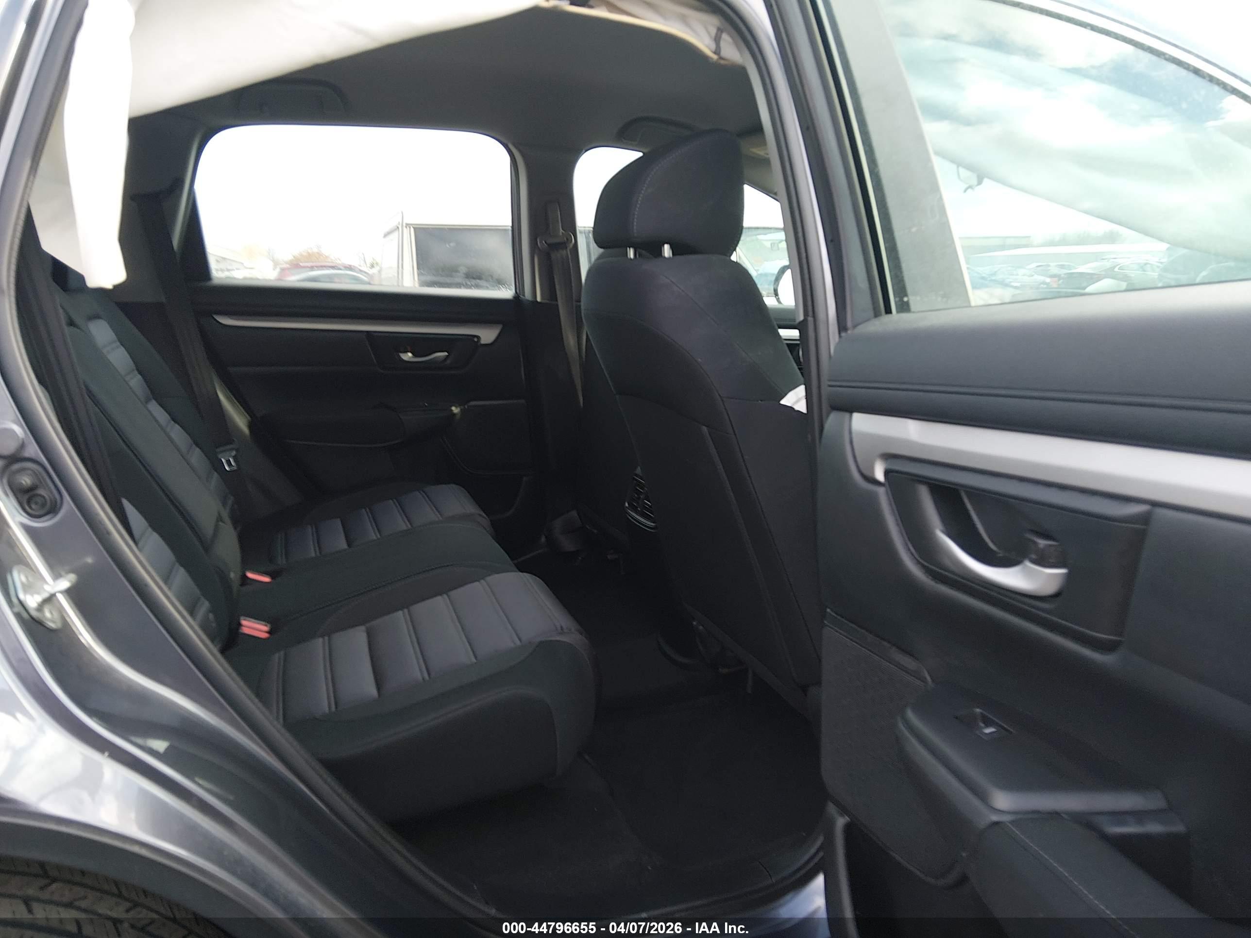 HONDA CR-V image 8