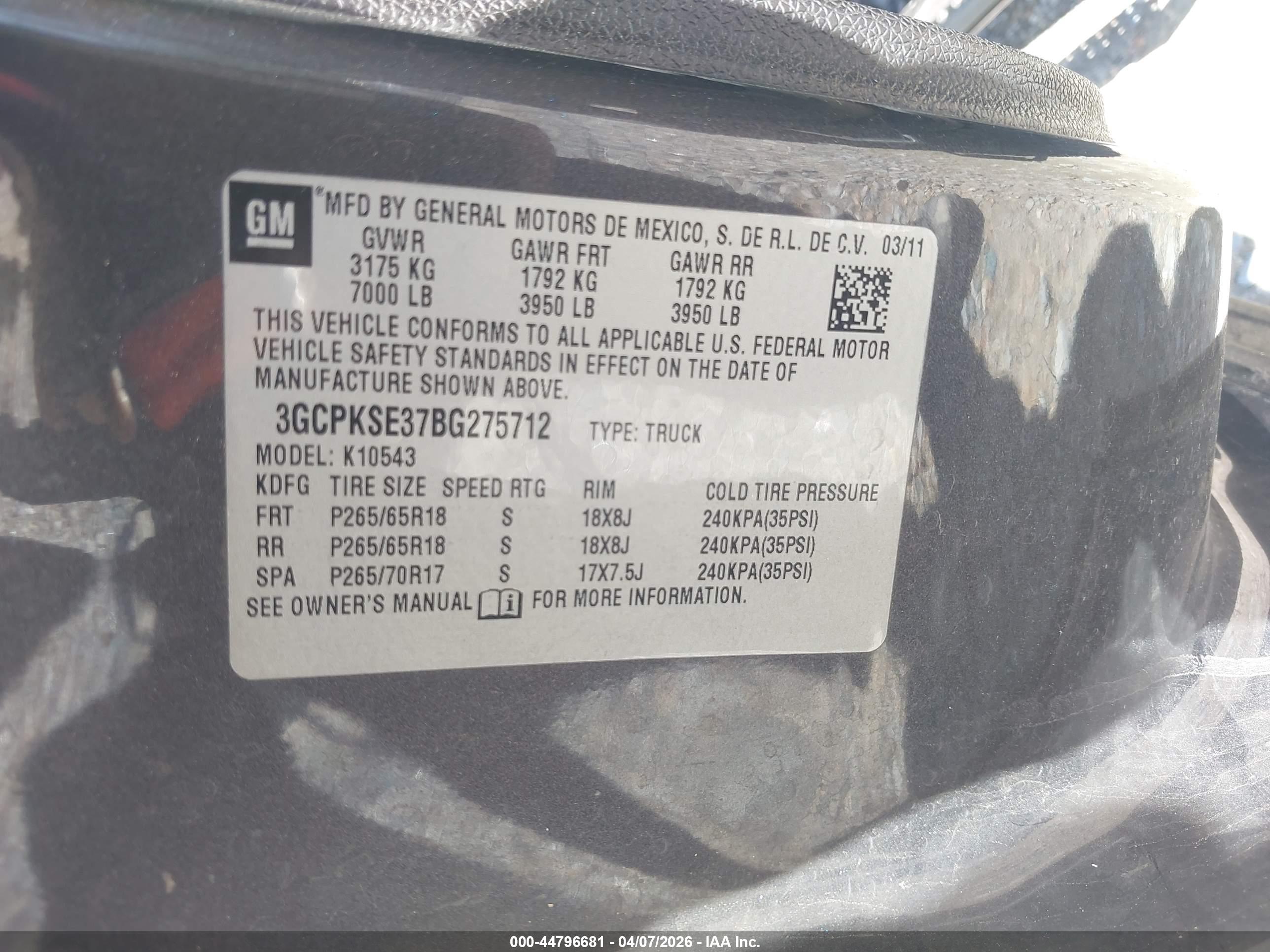 CHEVROLET SILVERADO image 9
