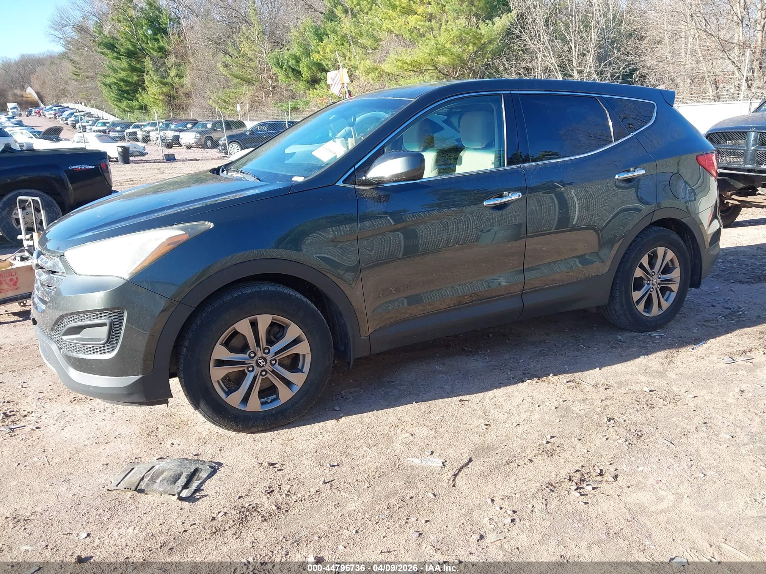 HYUNDAI SANTA image 2