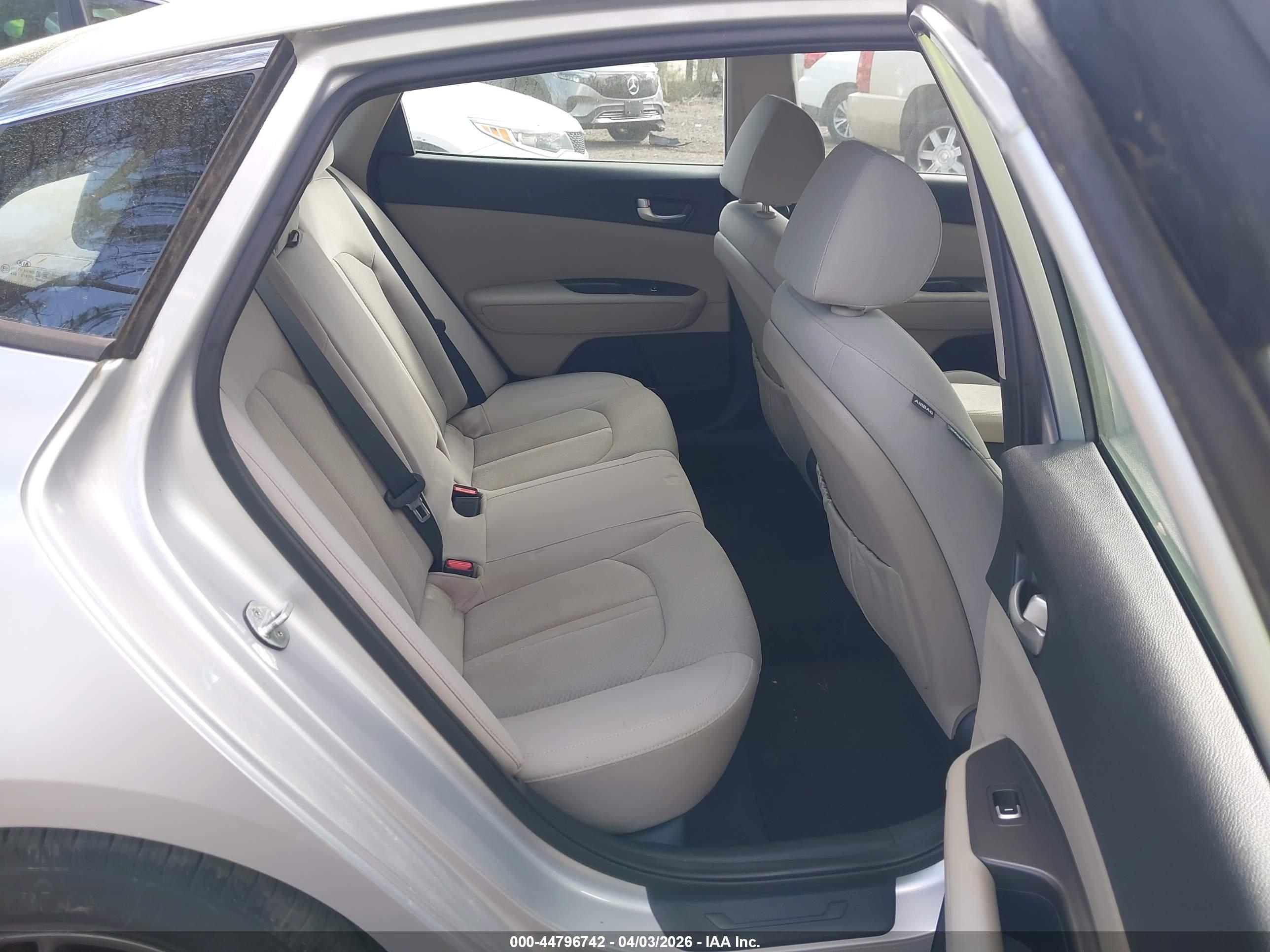 KIA OPTIMA image 8