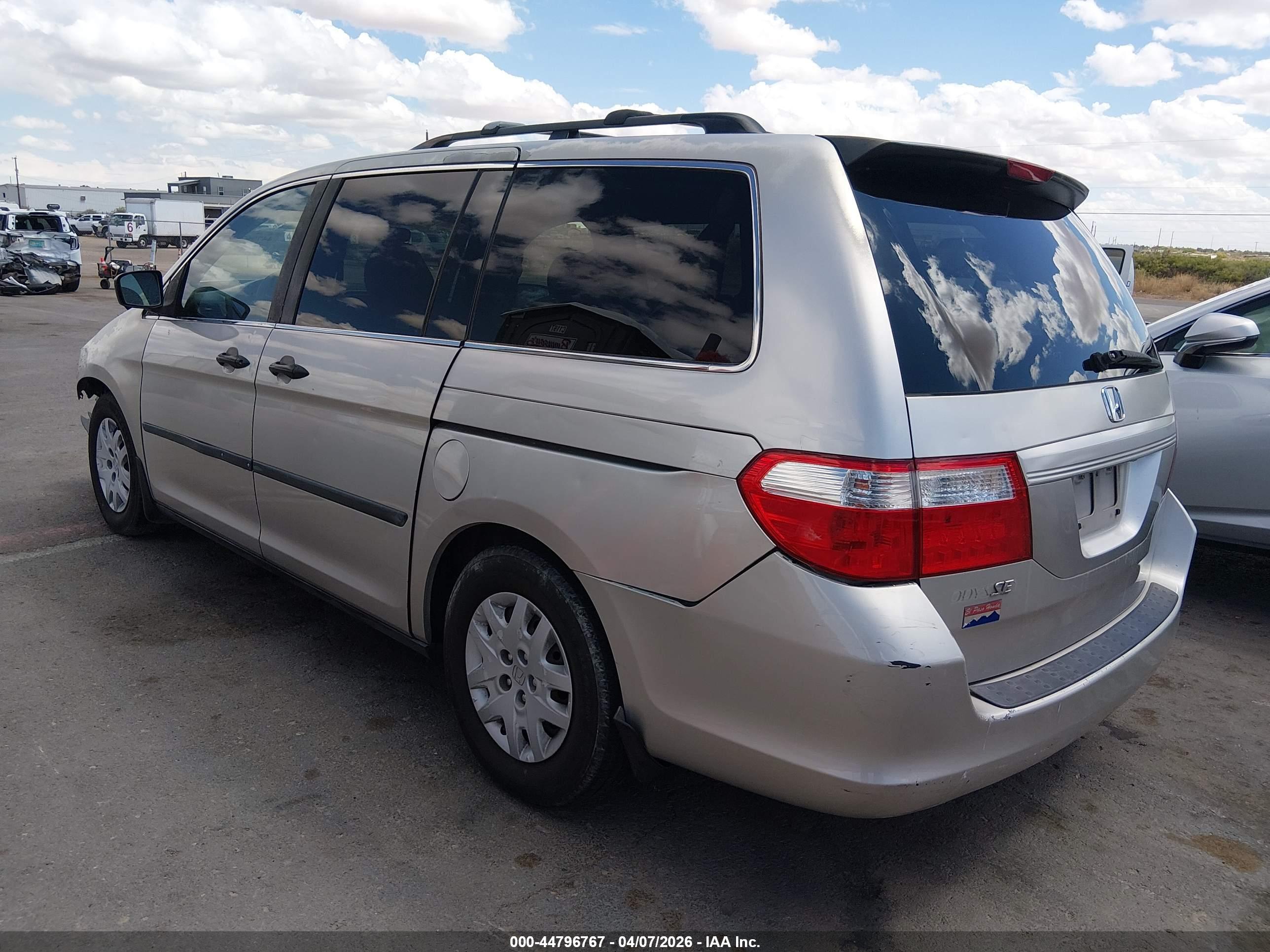 HONDA ODYSSEY image 3