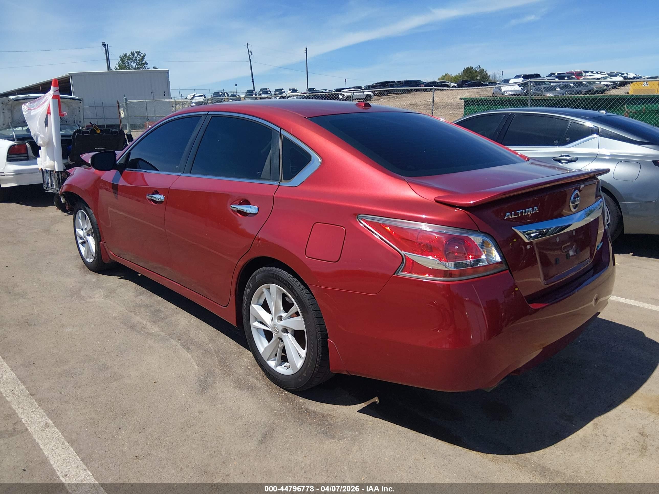 NISSAN ALTIMA image 3