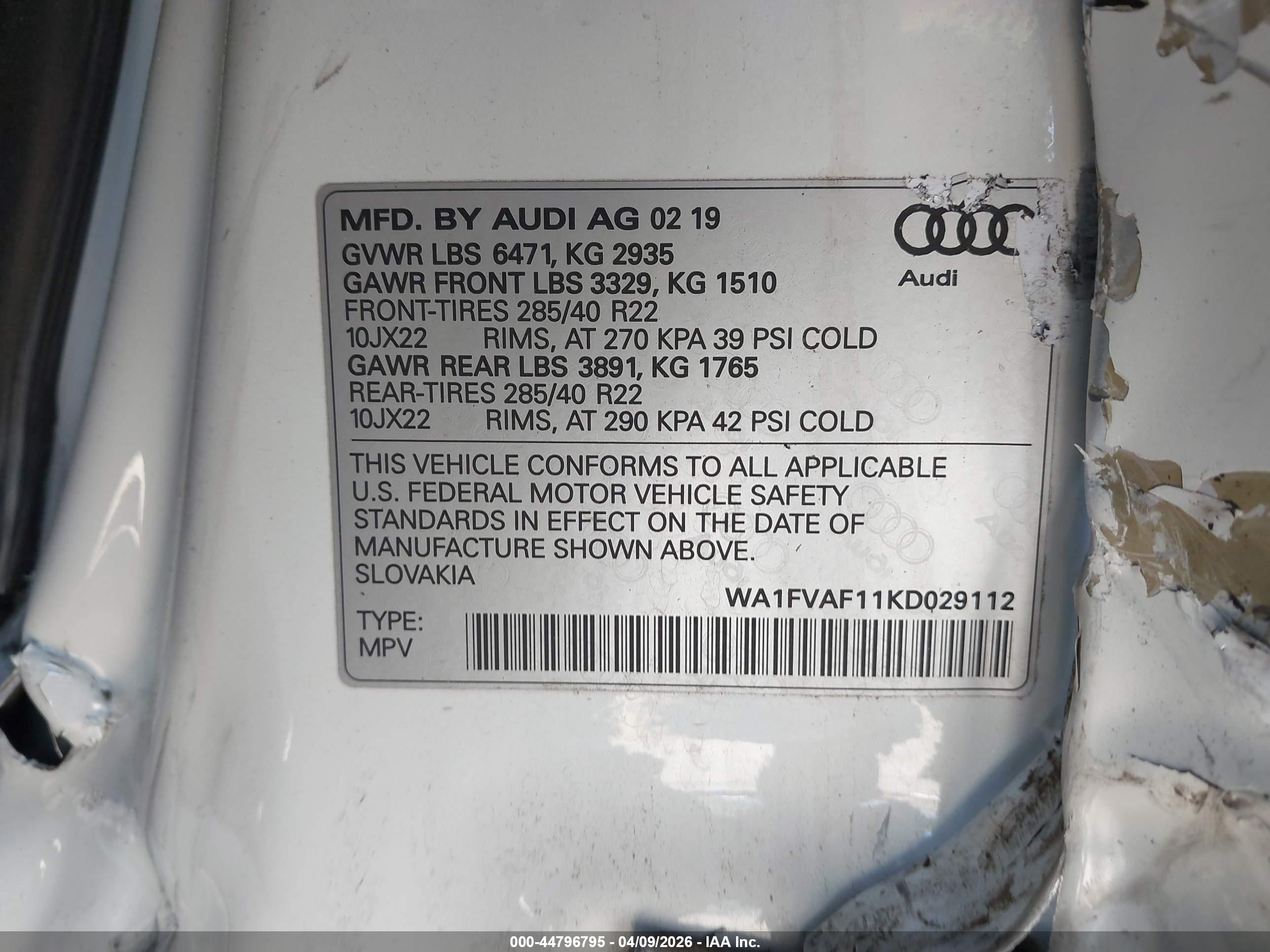 AUDI Q8 image 9