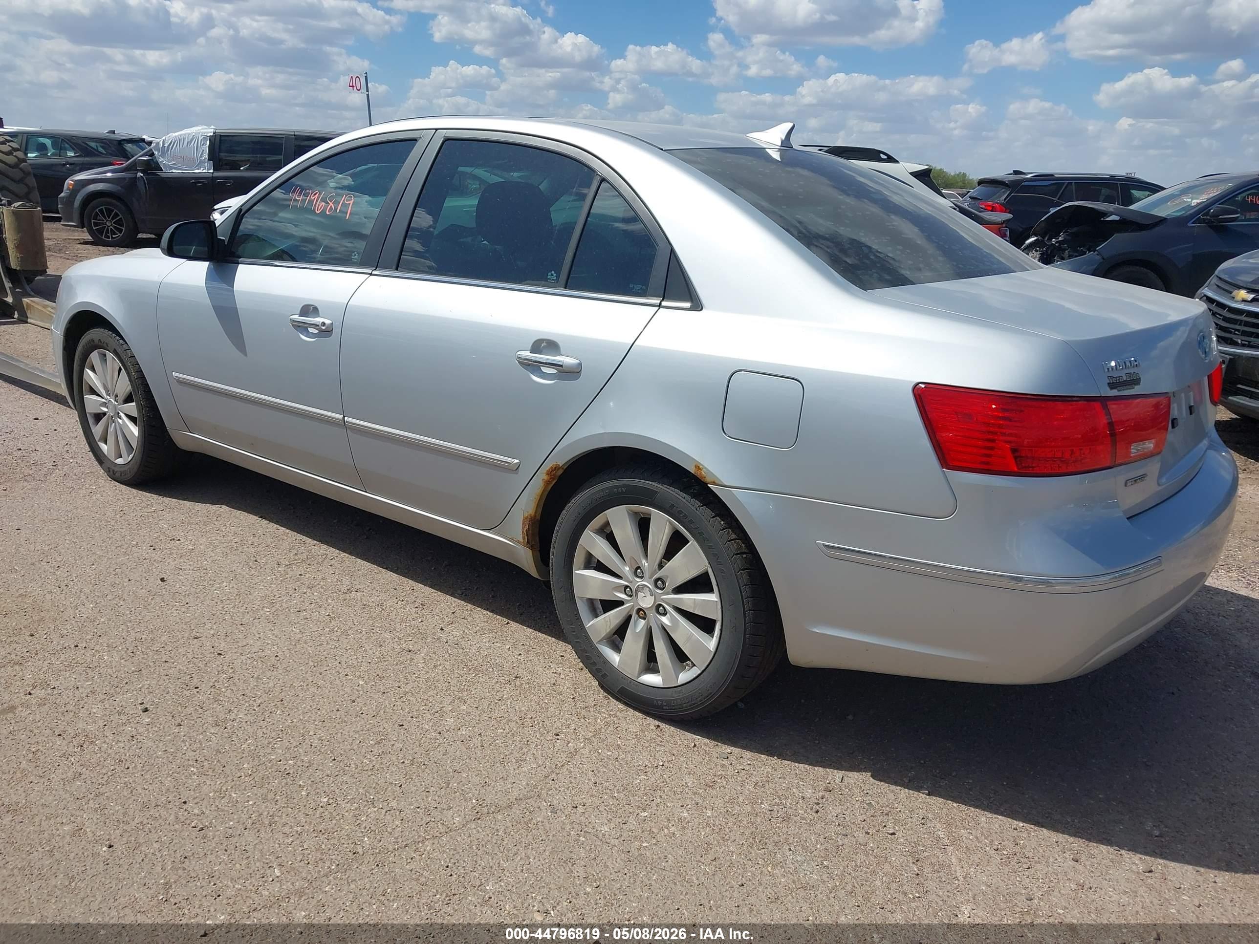 HYUNDAI SONATA image 3
