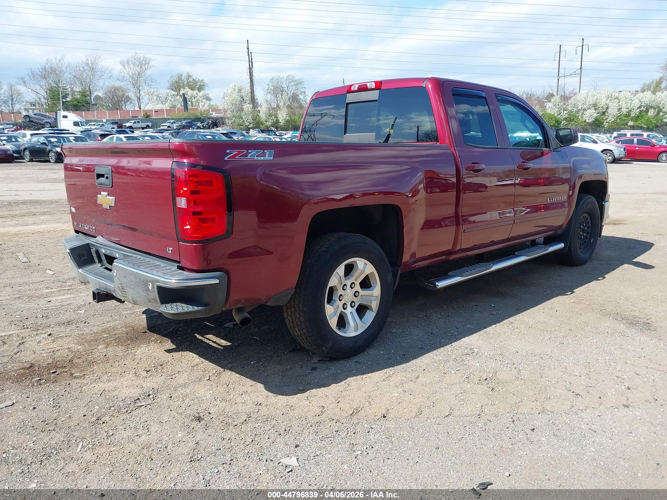 CHEVROLET SILVERADO image 4