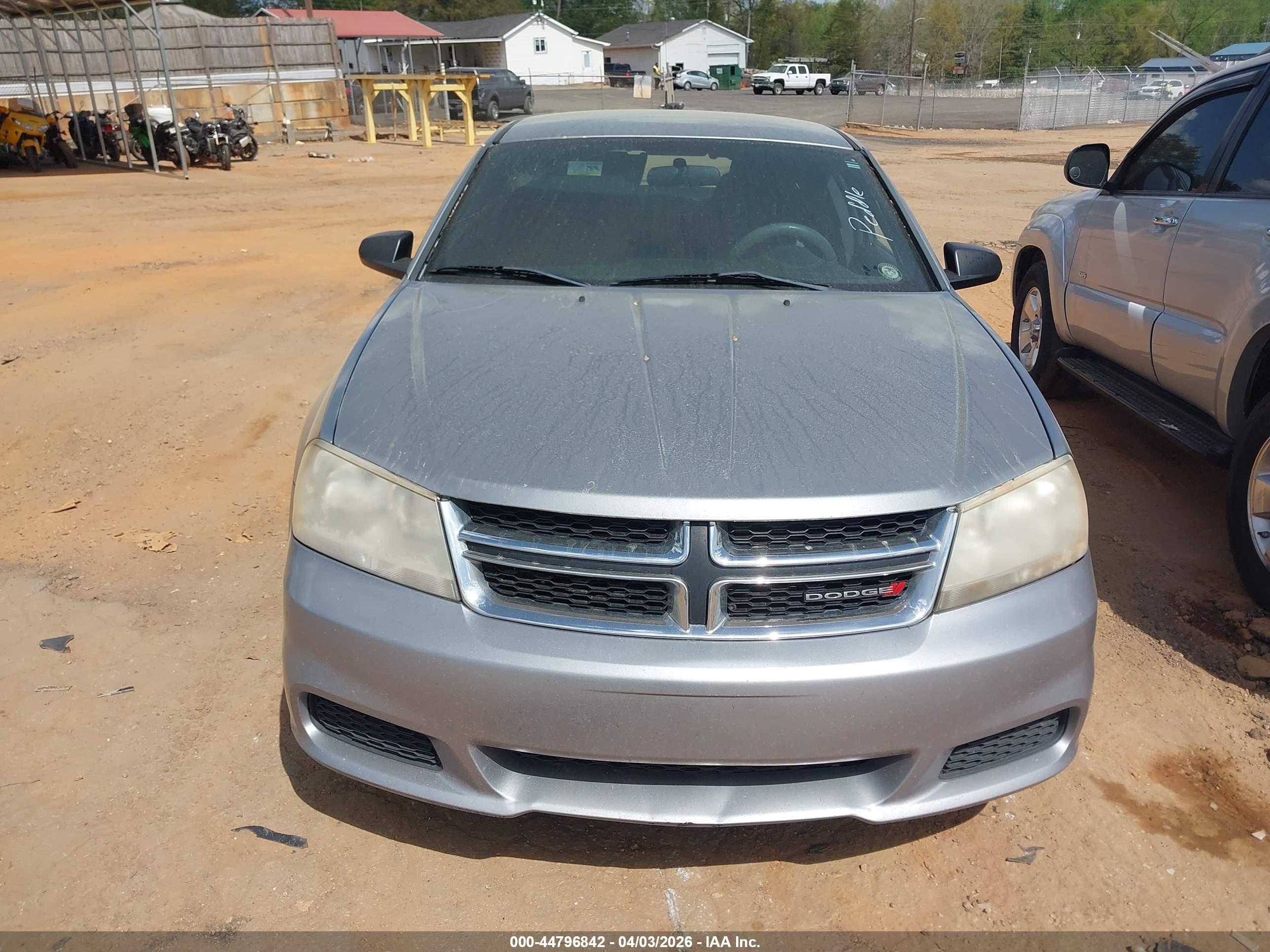 DODGE AVENGER image 6