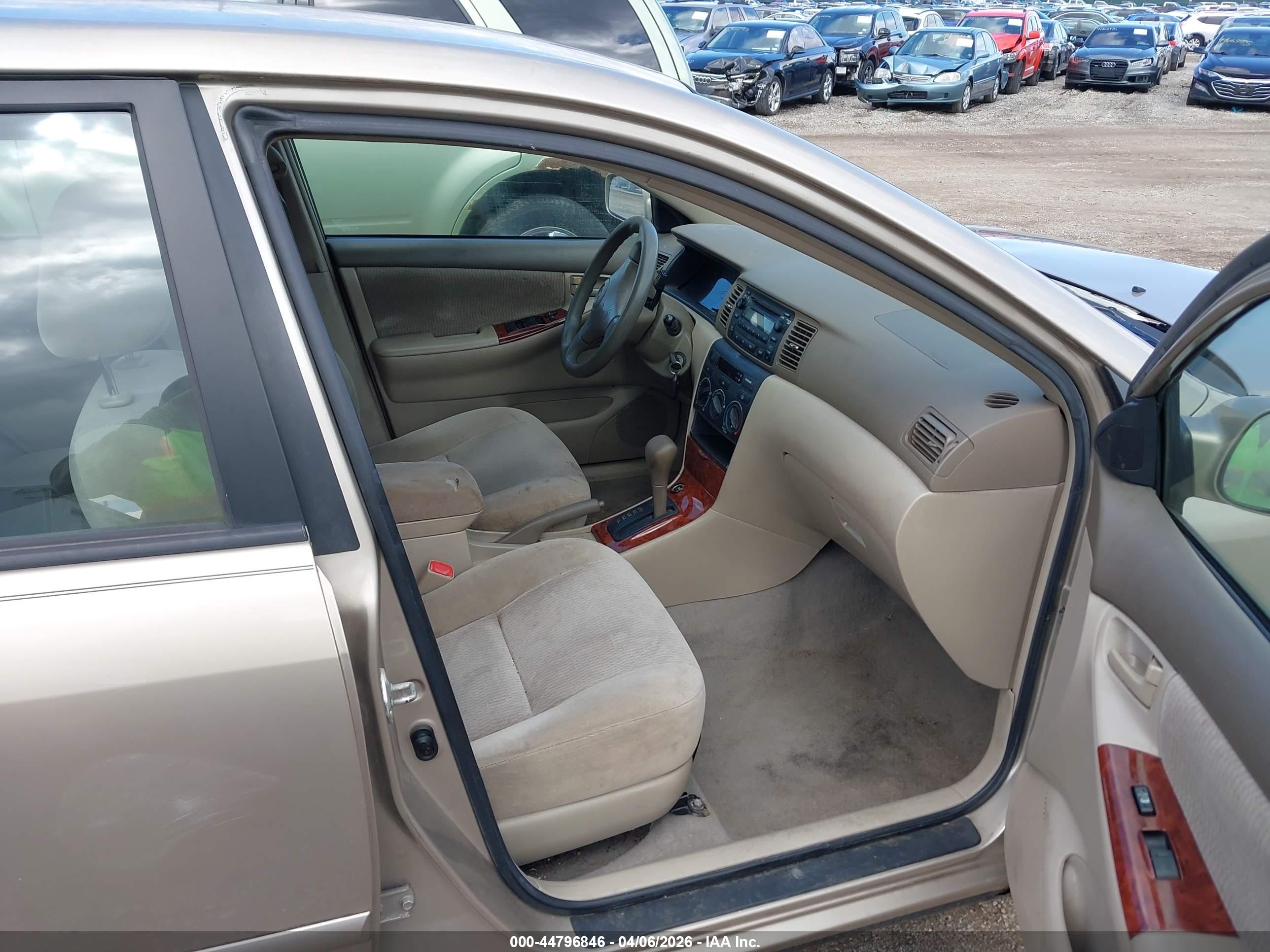 TOYOTA COROLLA image 5