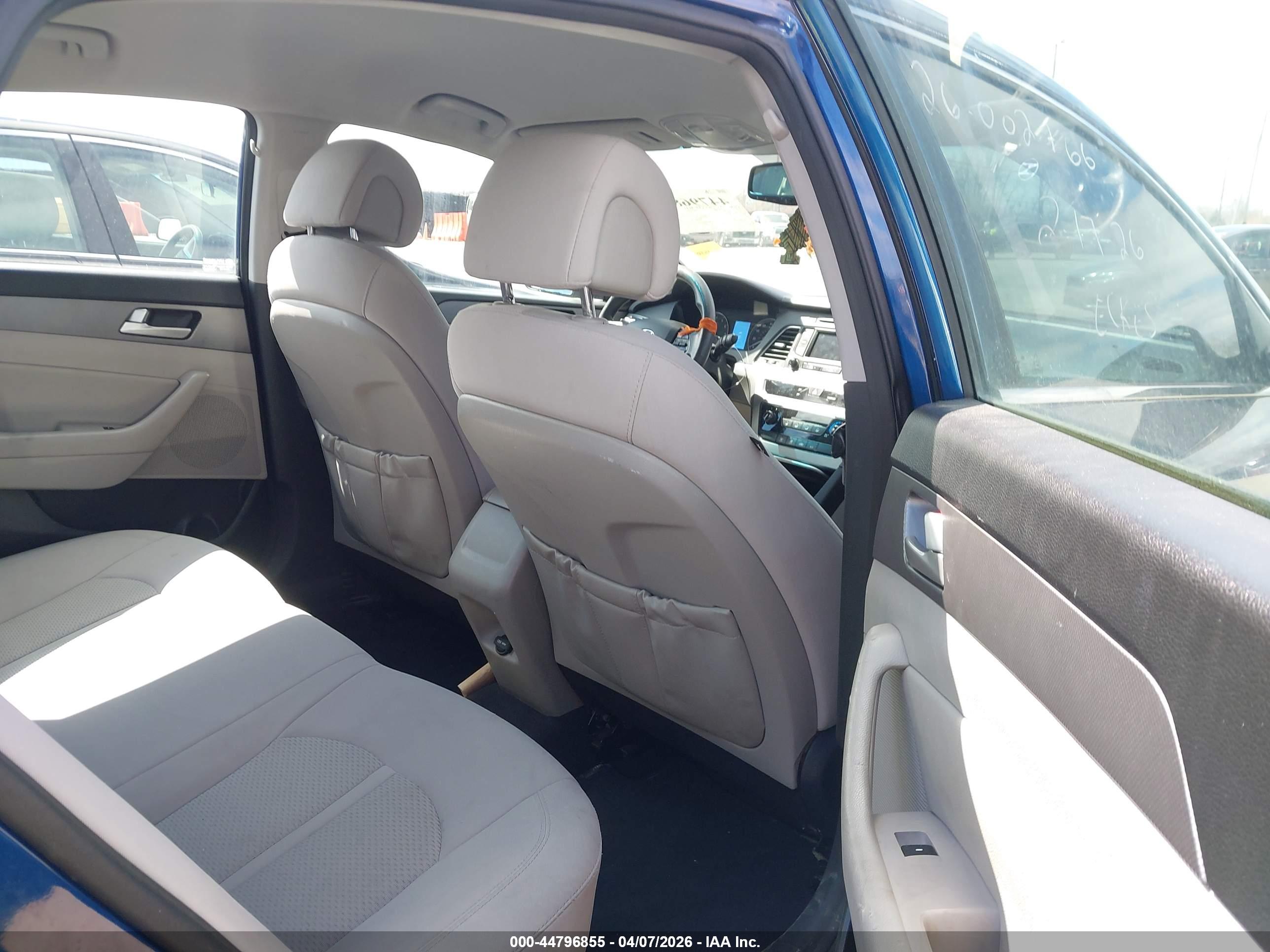 HYUNDAI SONATA image 8