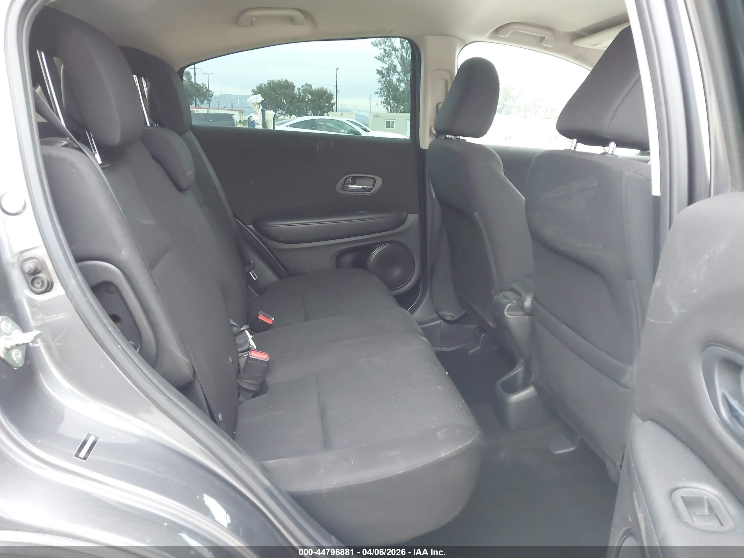 HONDA HR-V image 8