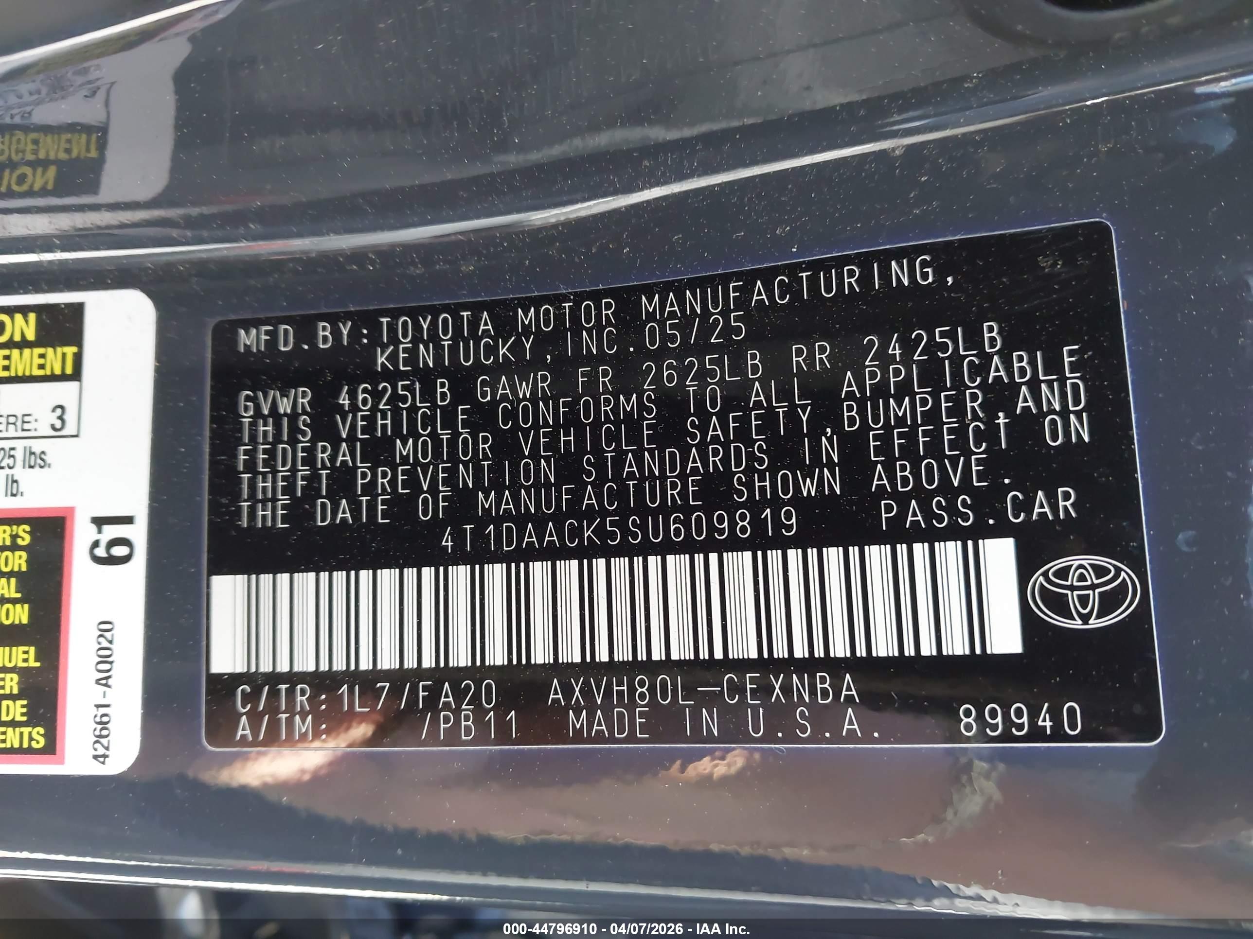 TOYOTA CAMRY image 9