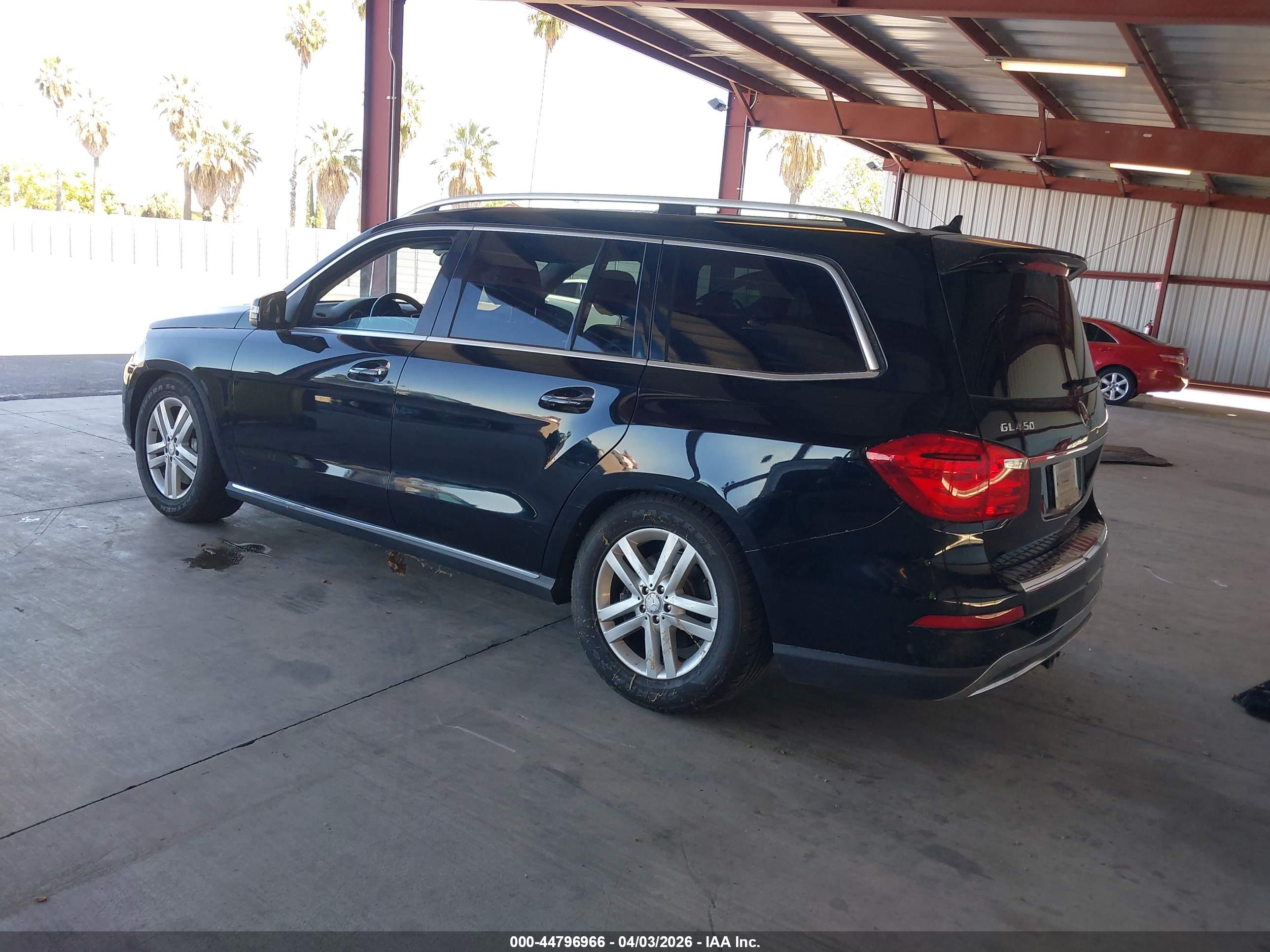 MERCEDES-BENZ GL image 3