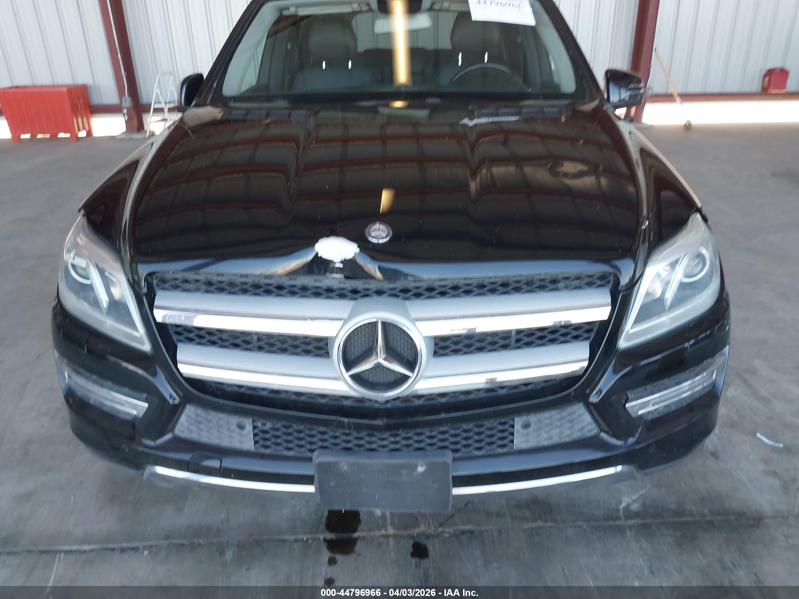 MERCEDES-BENZ GL image 6