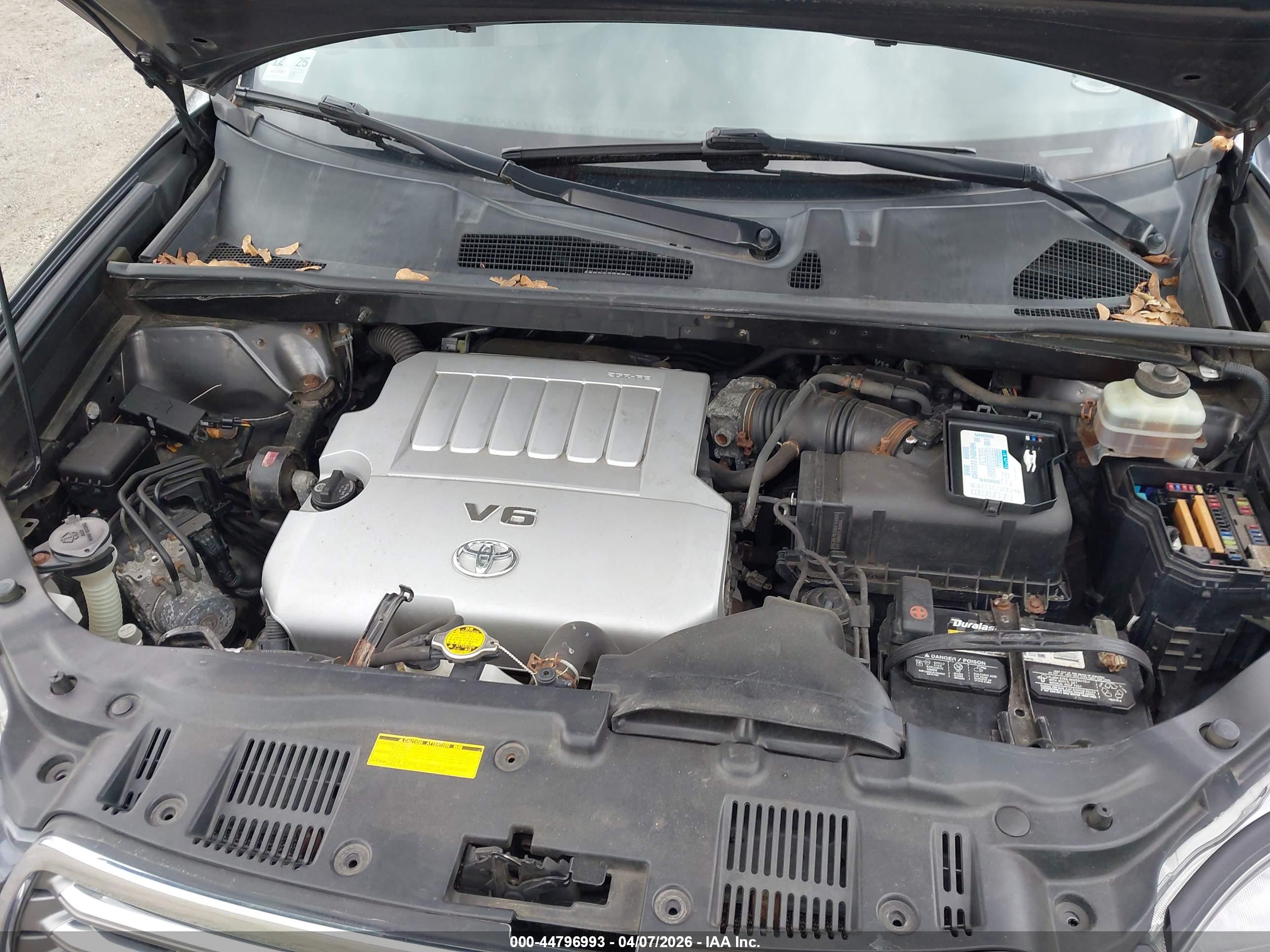 TOYOTA HIGHLANDER image 10