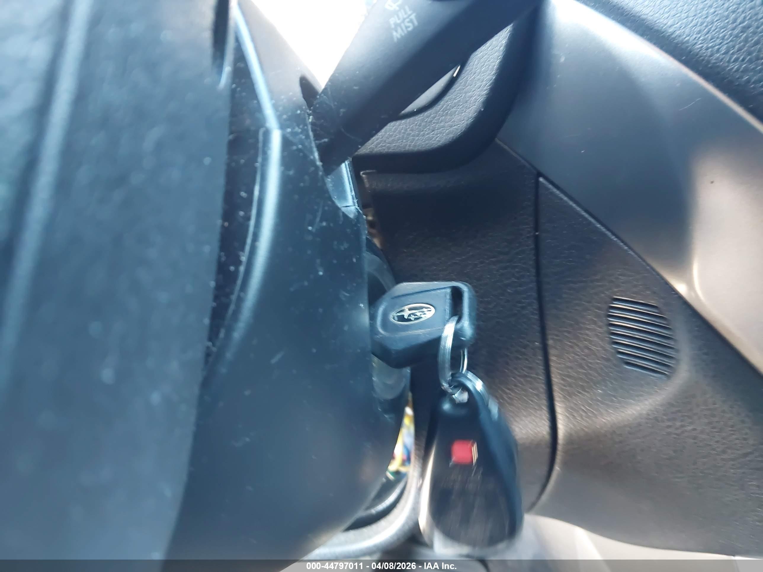 SUBARU FORESTER image 11