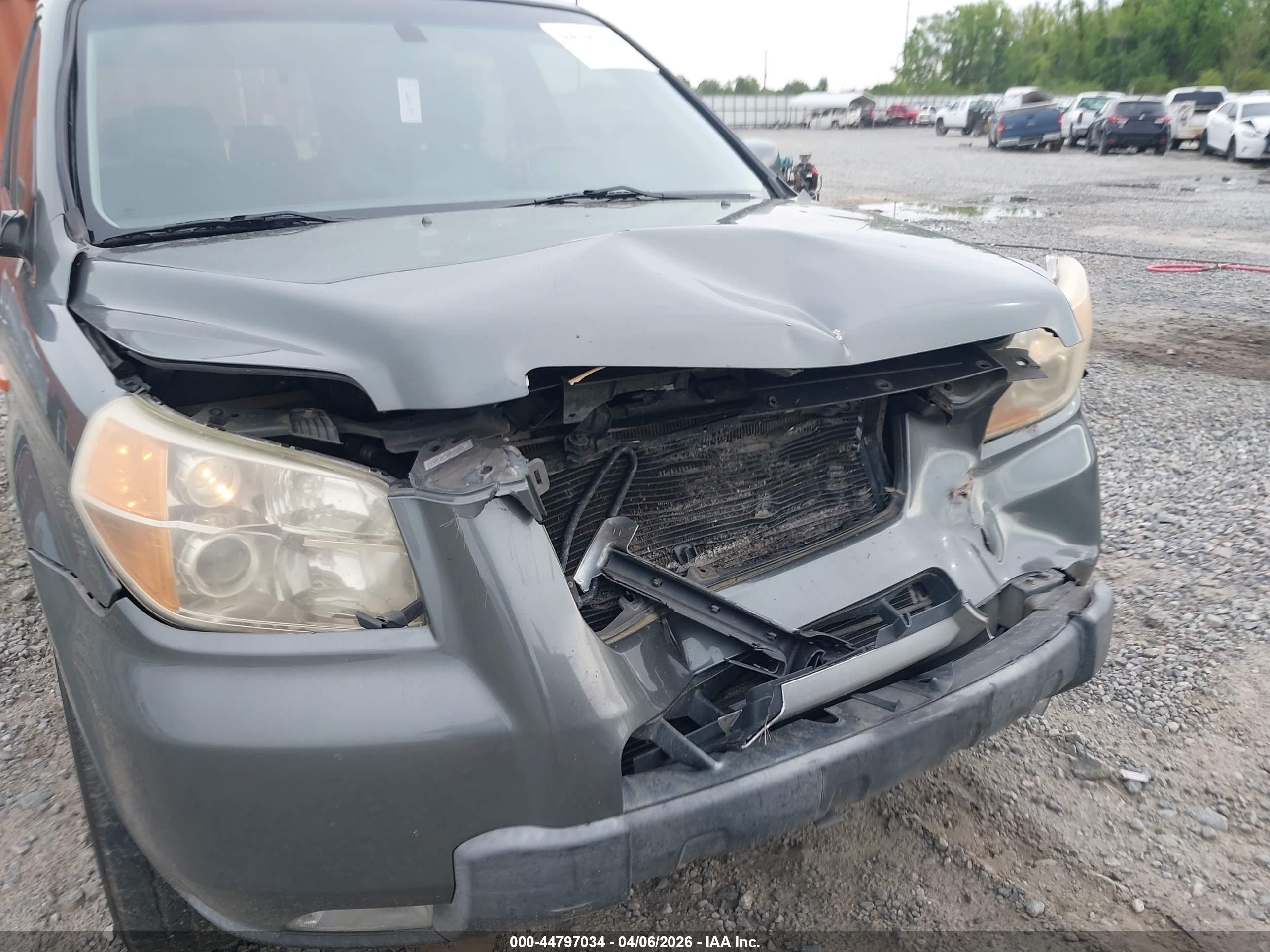 HONDA PILOT image 6