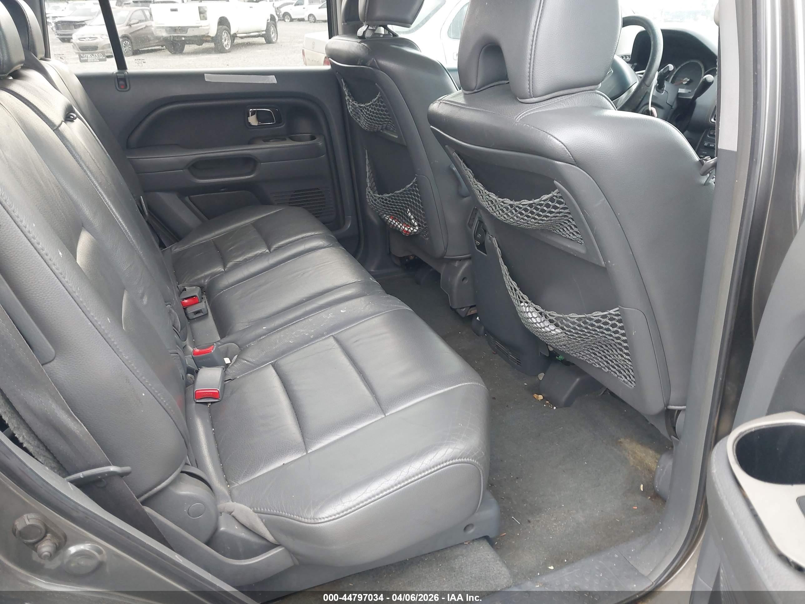 HONDA PILOT image 8