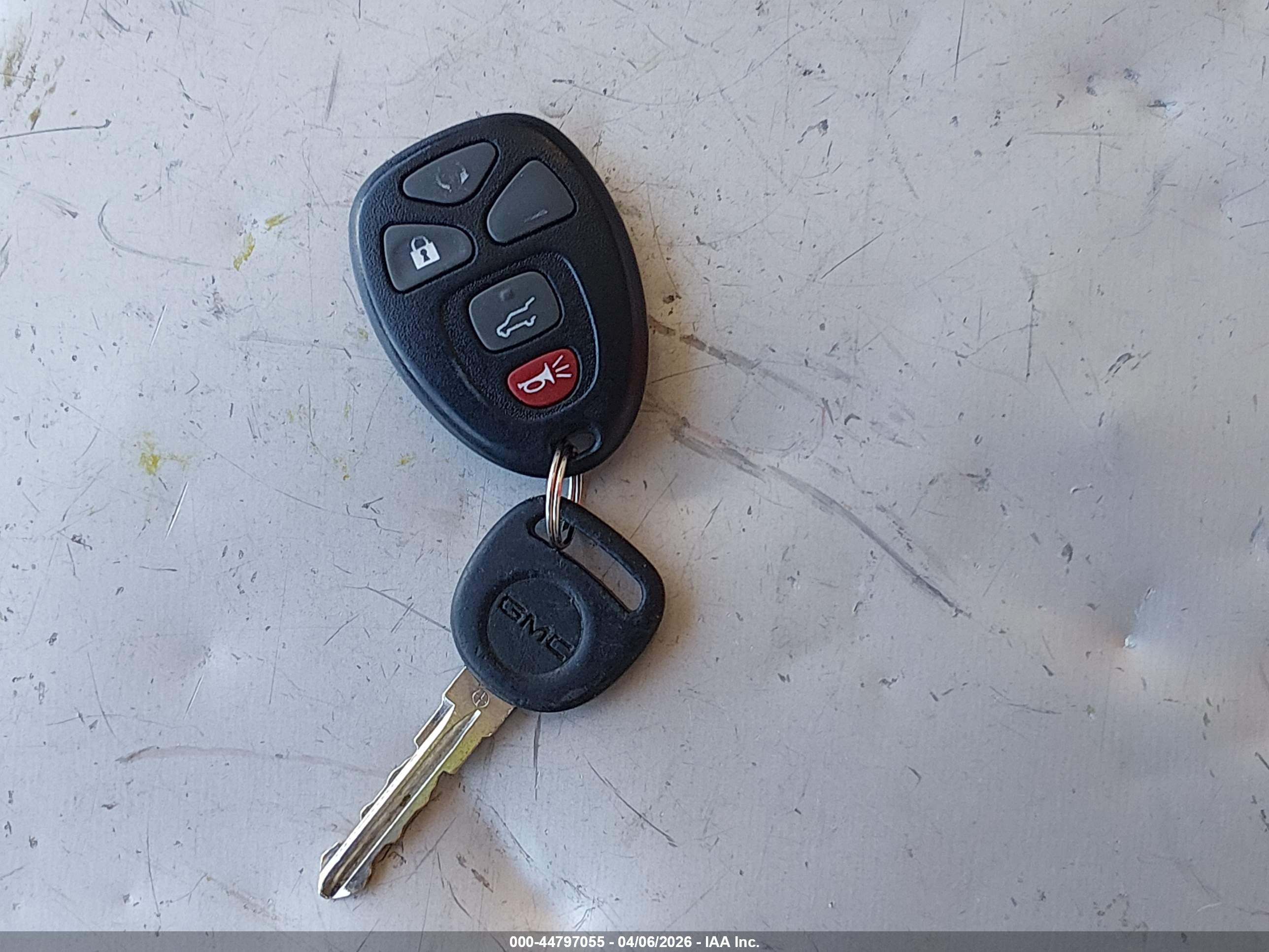 GMC YUKON image 11