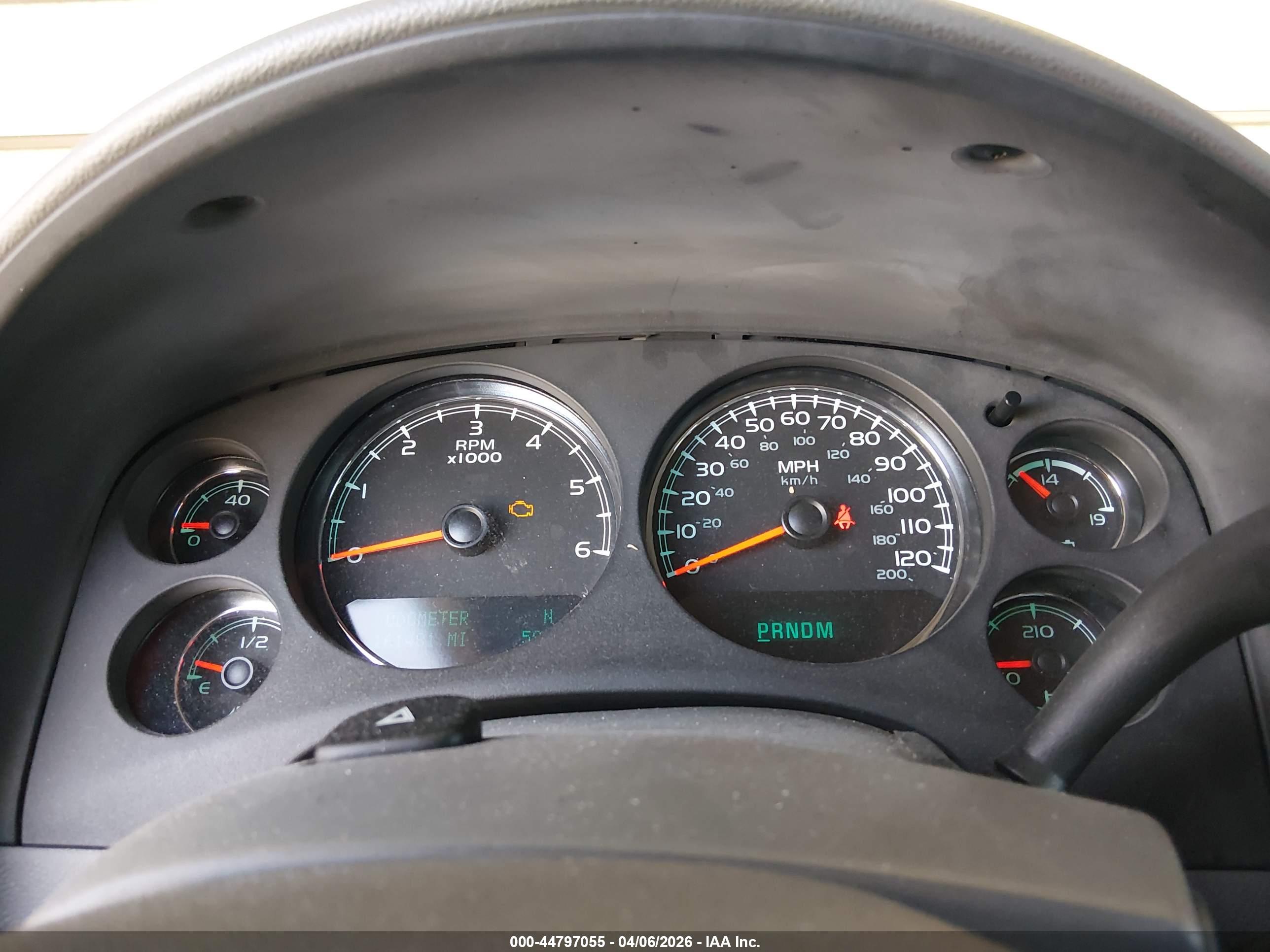 GMC YUKON image 7