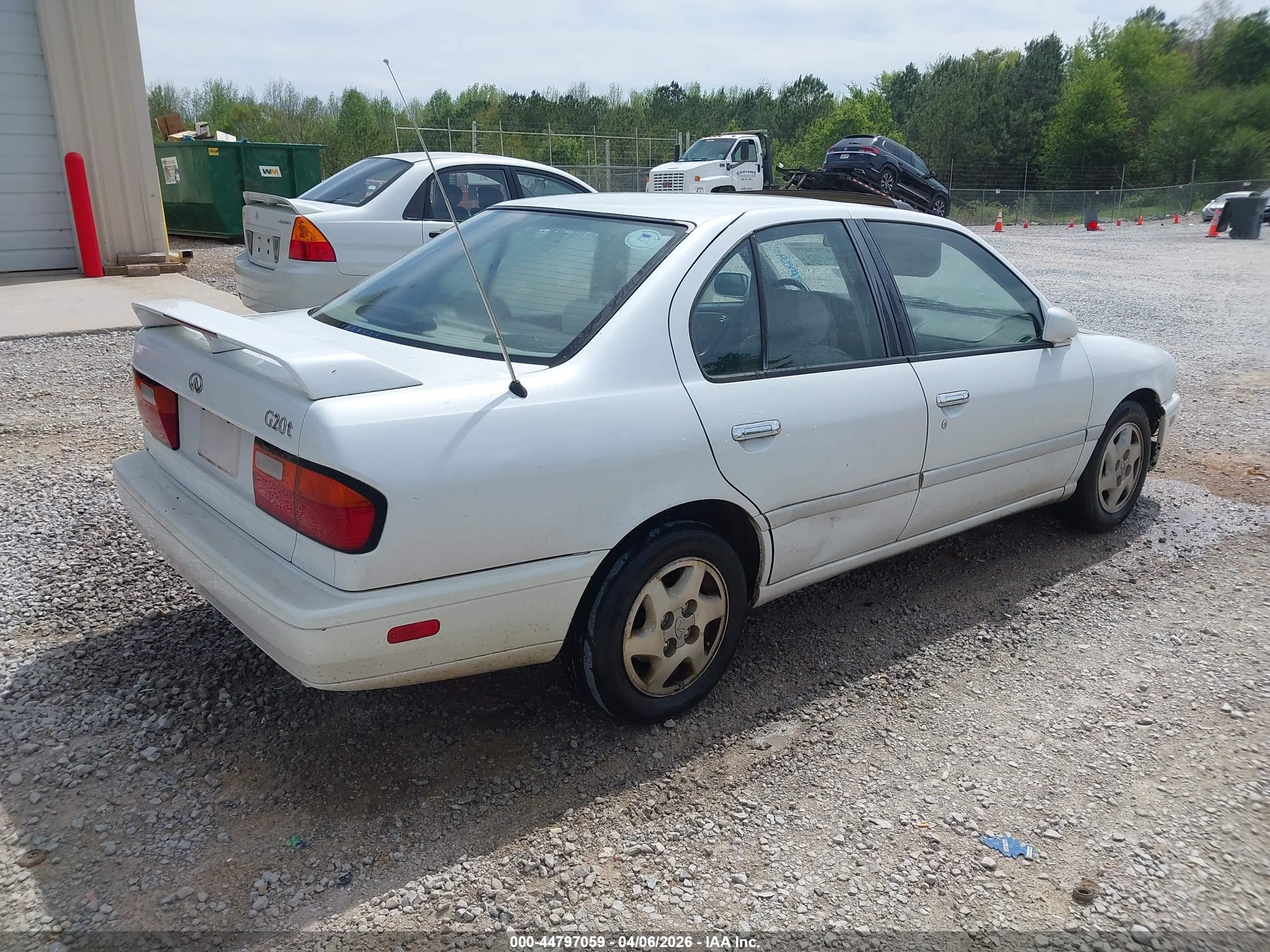 INFINITI G20 image 4