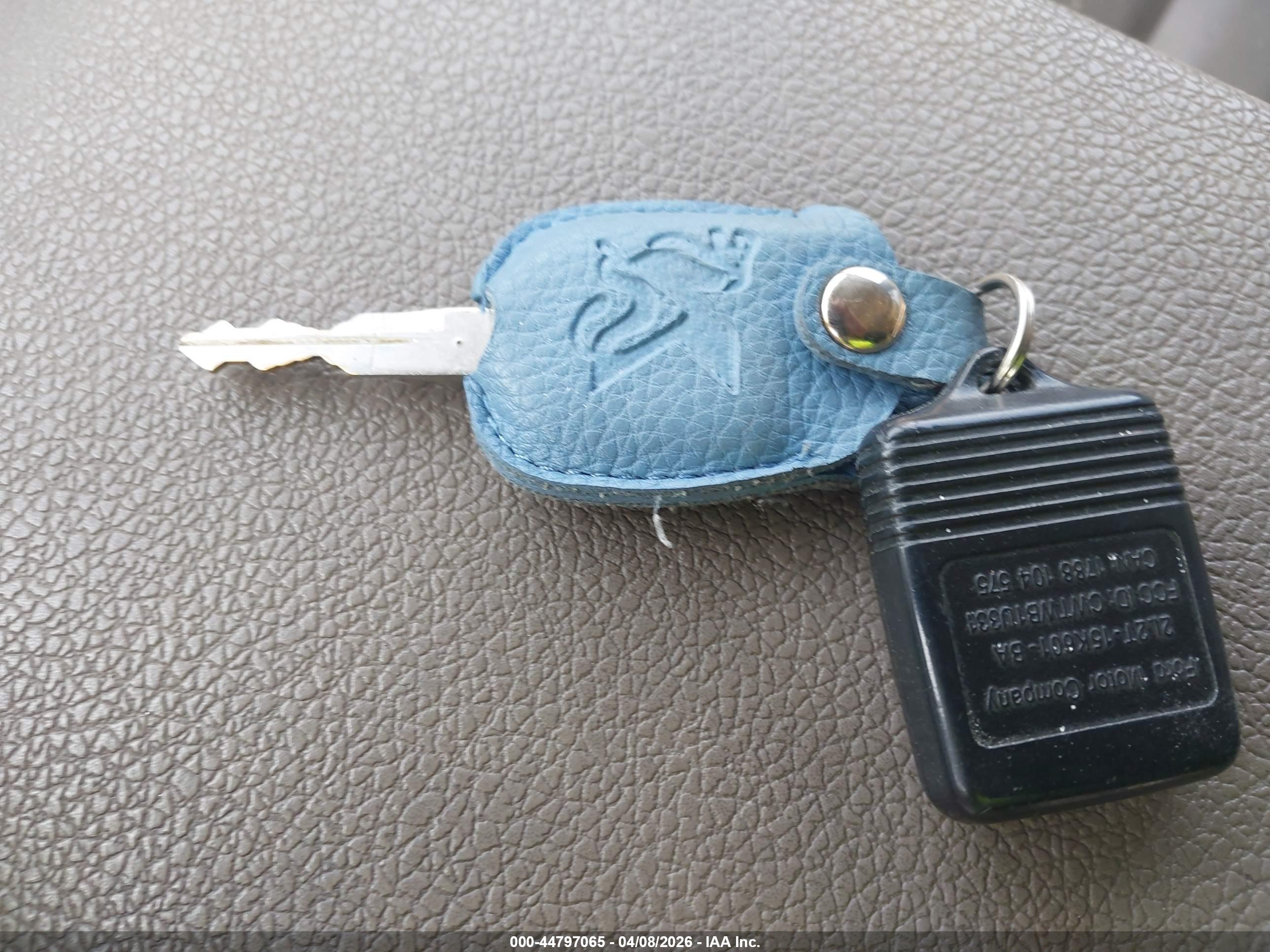 FORD EXPLORER image 11