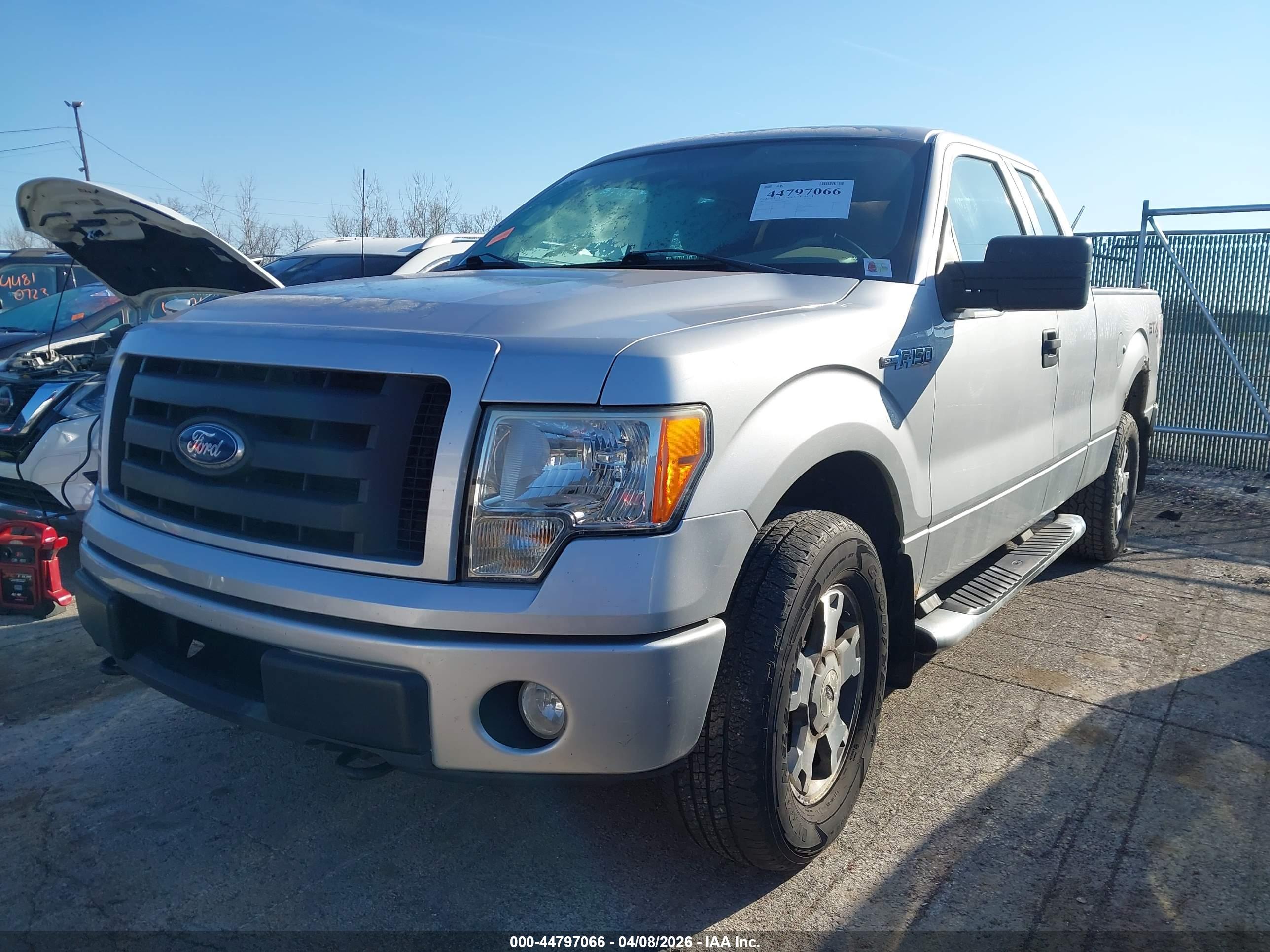 FORD F-150 image 2