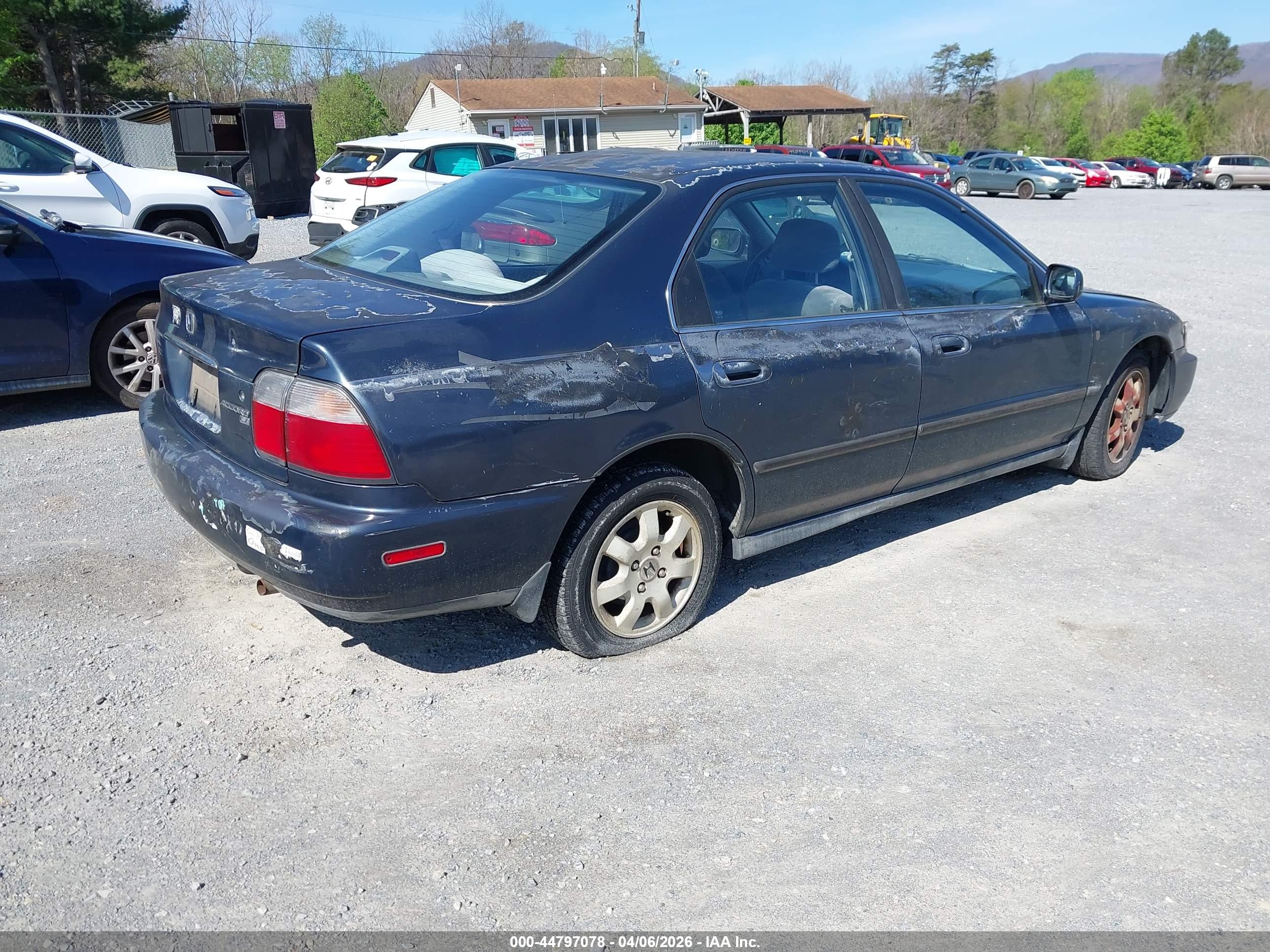 HONDA ACCORD image 4