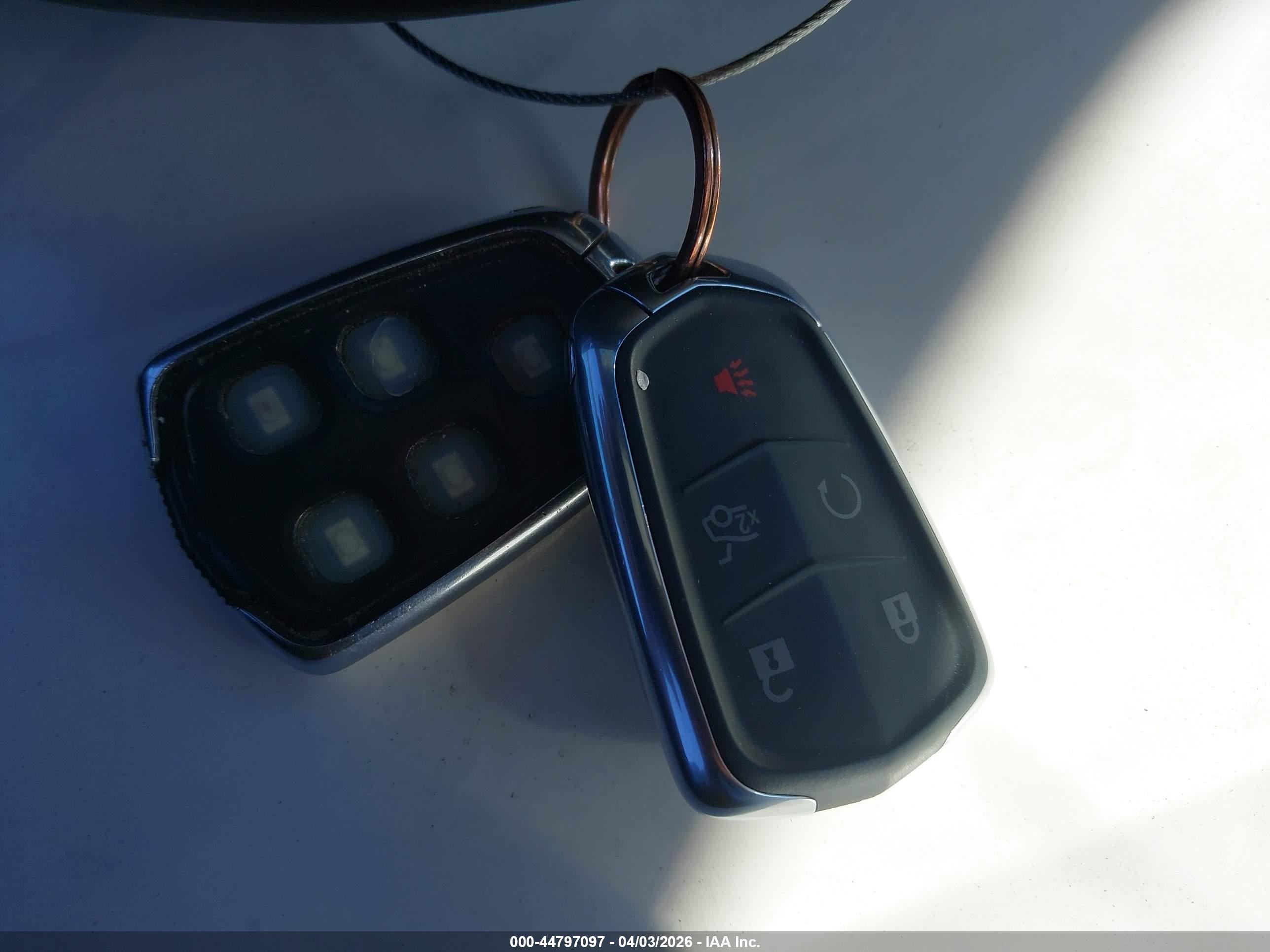 CADILLAC XTS image 11