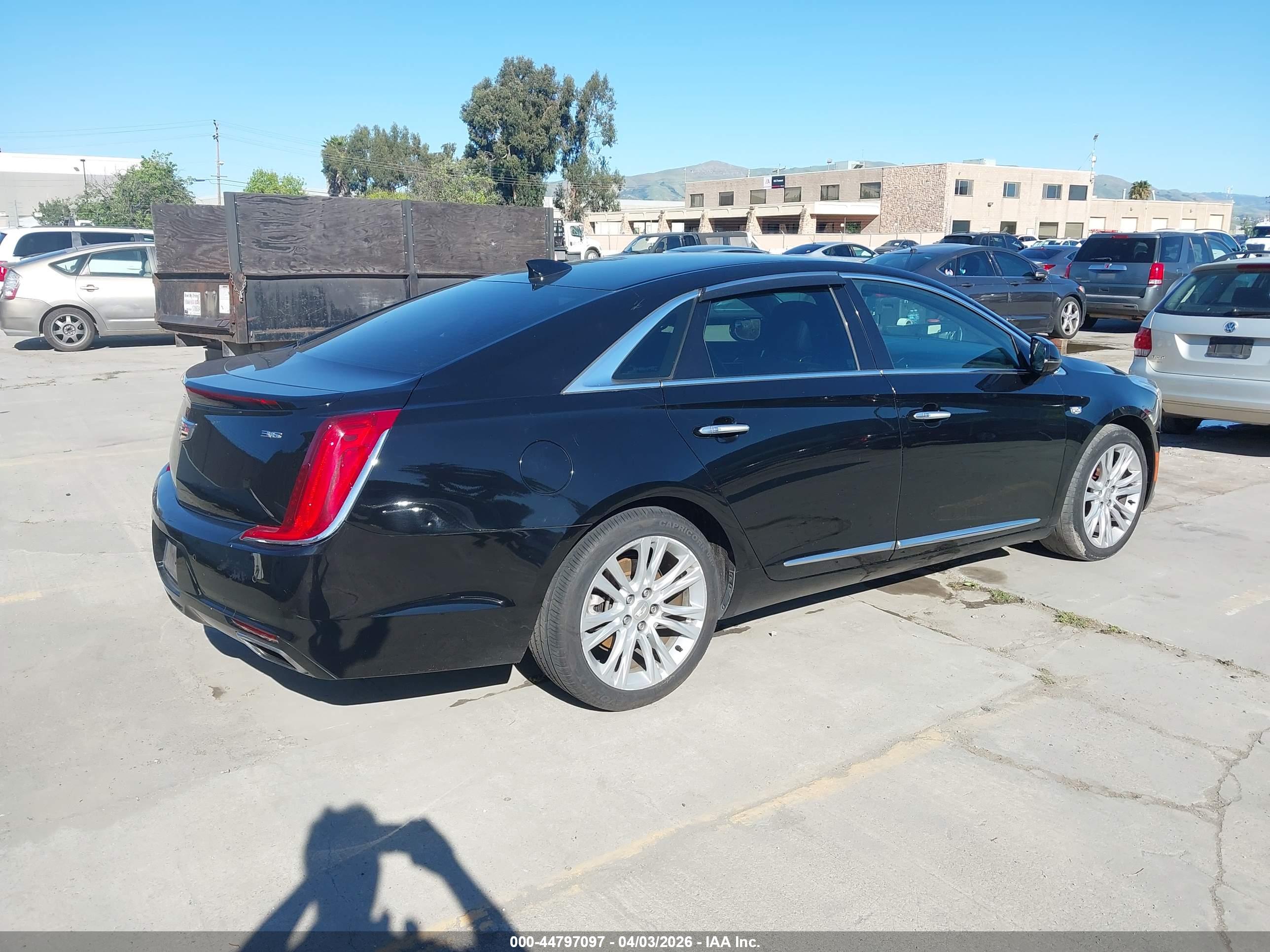 CADILLAC XTS image 4