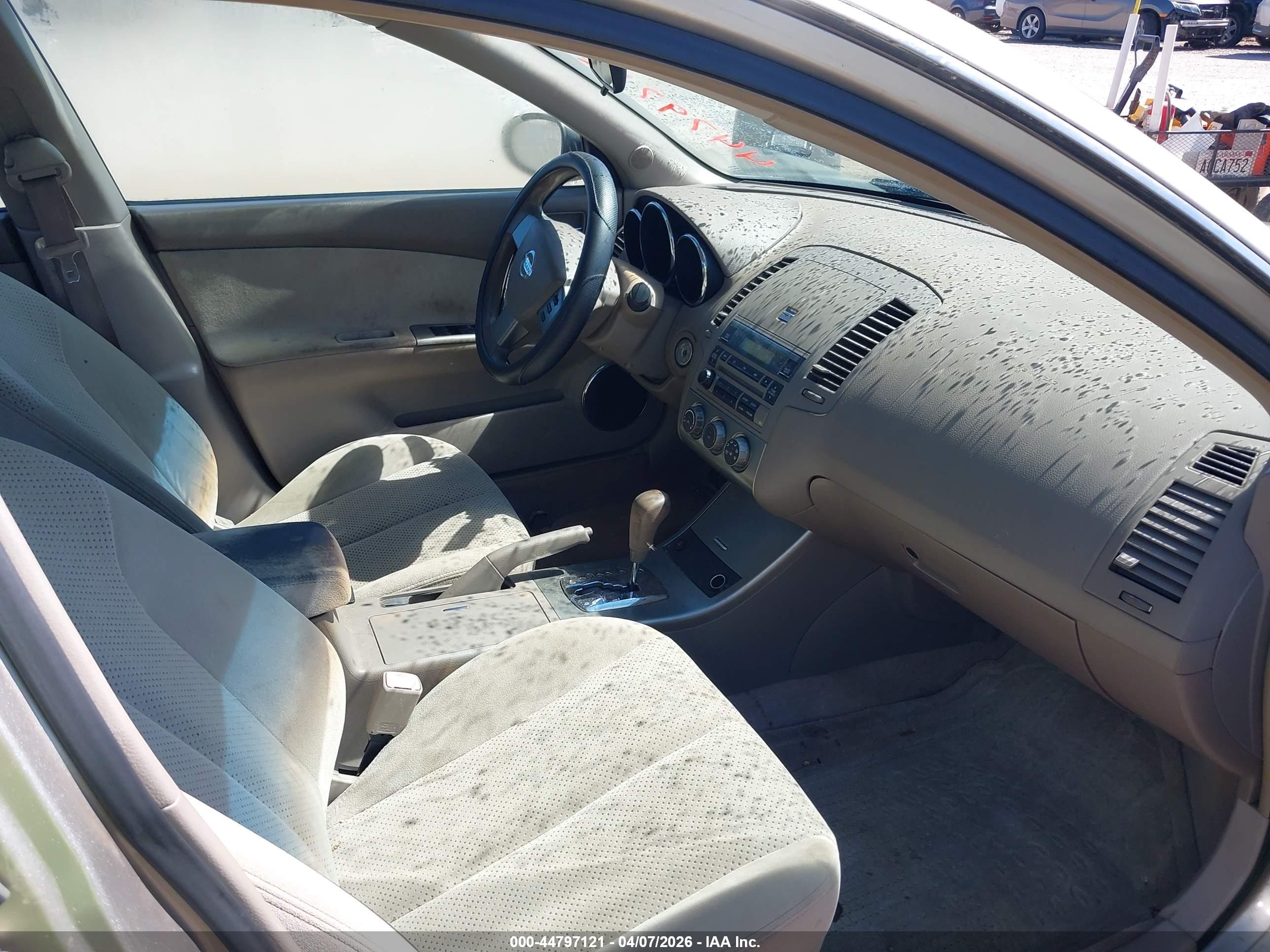 NISSAN ALTIMA image 5