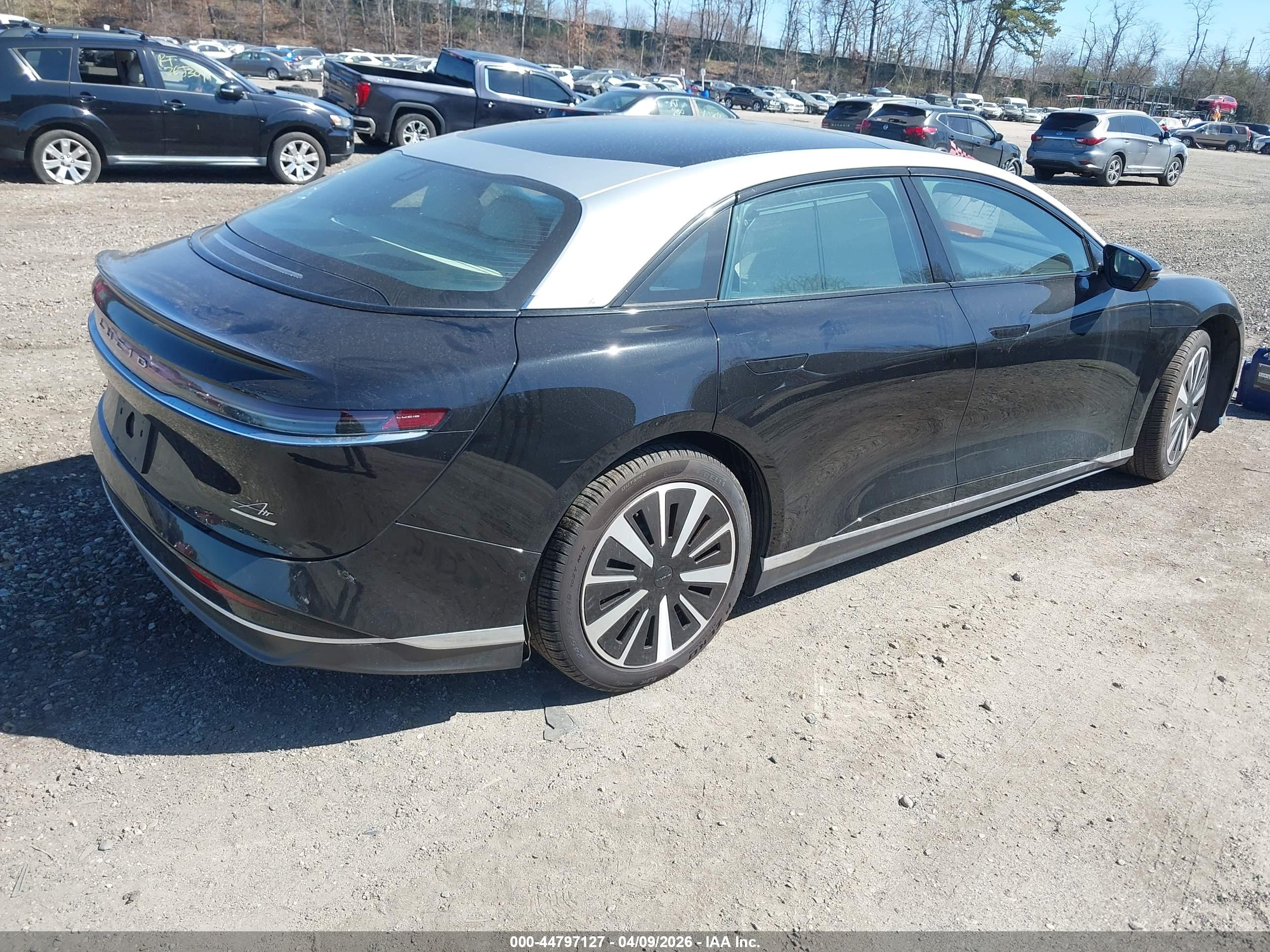 LUCID AIR image 4