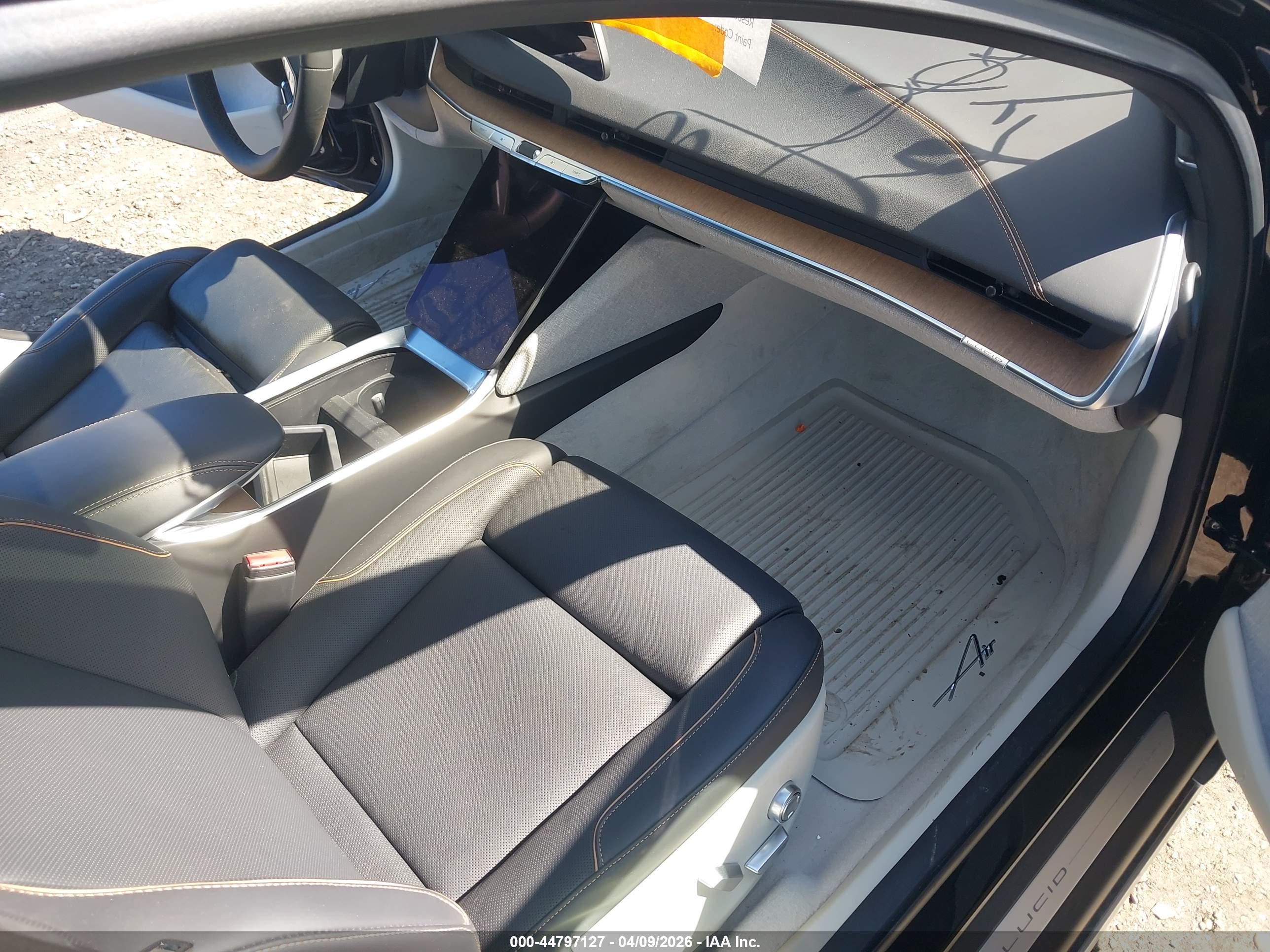 LUCID AIR image 5