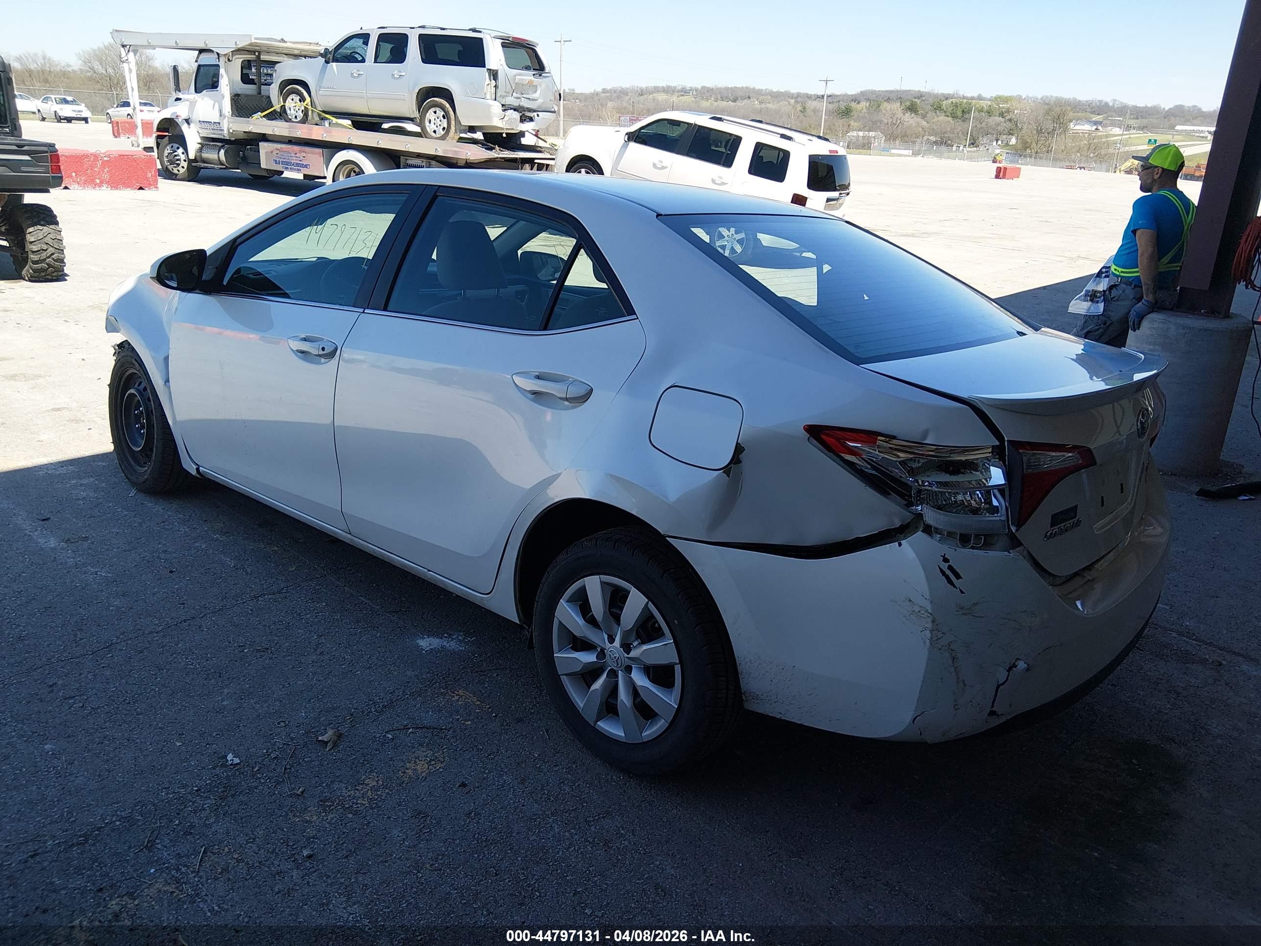 TOYOTA COROLLA image 3