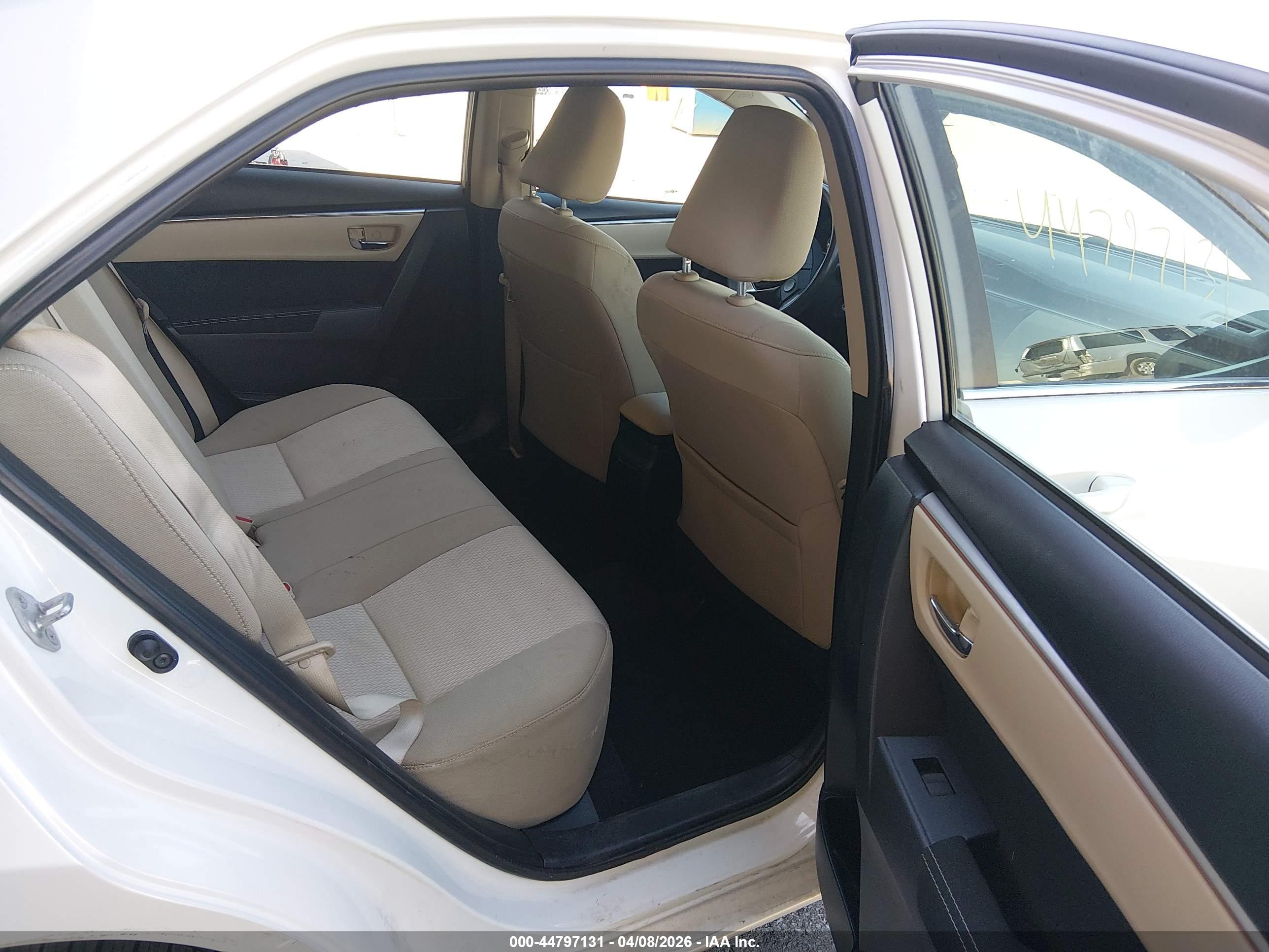 TOYOTA COROLLA image 8