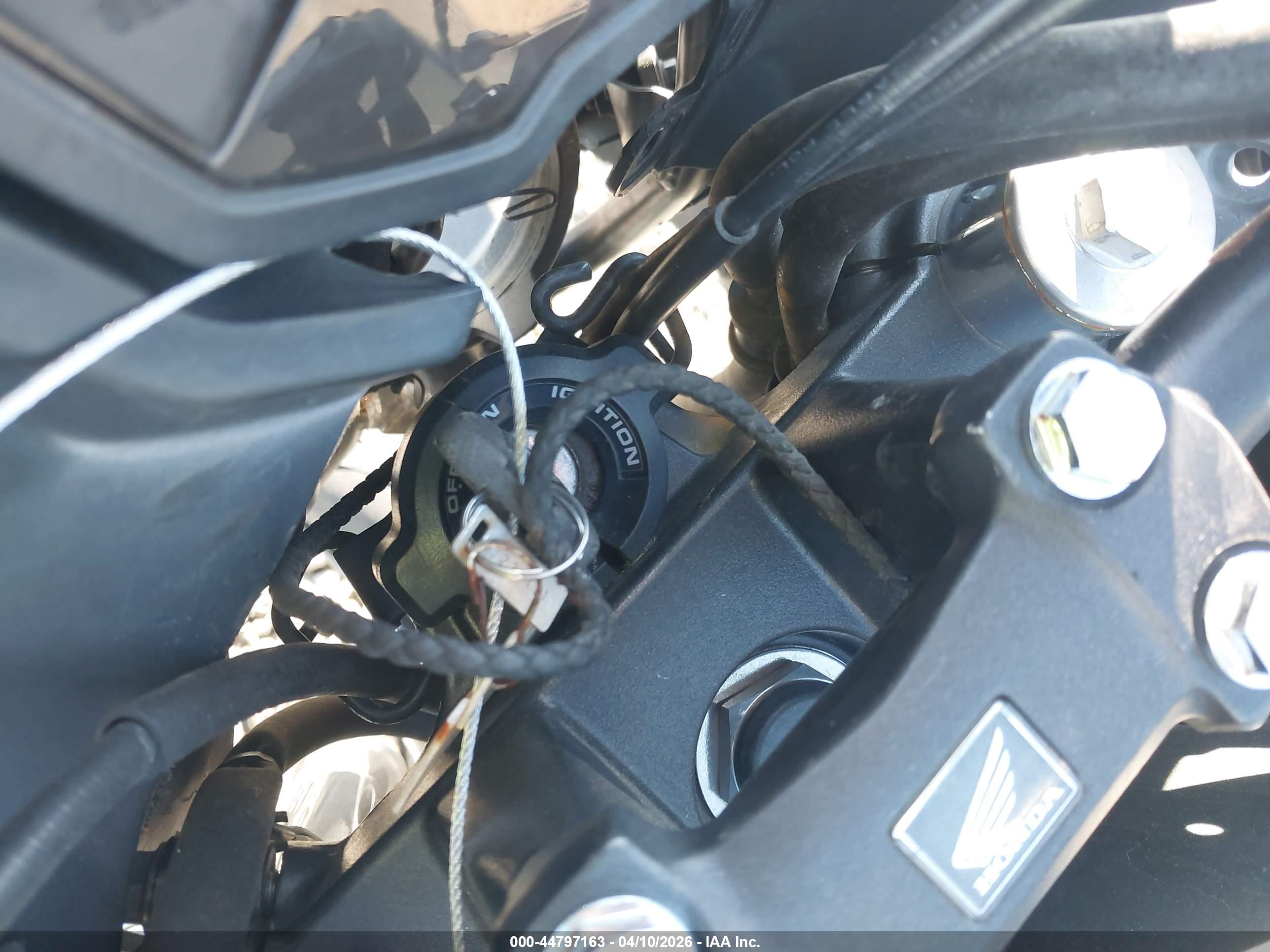 HONDA CB500 image 11