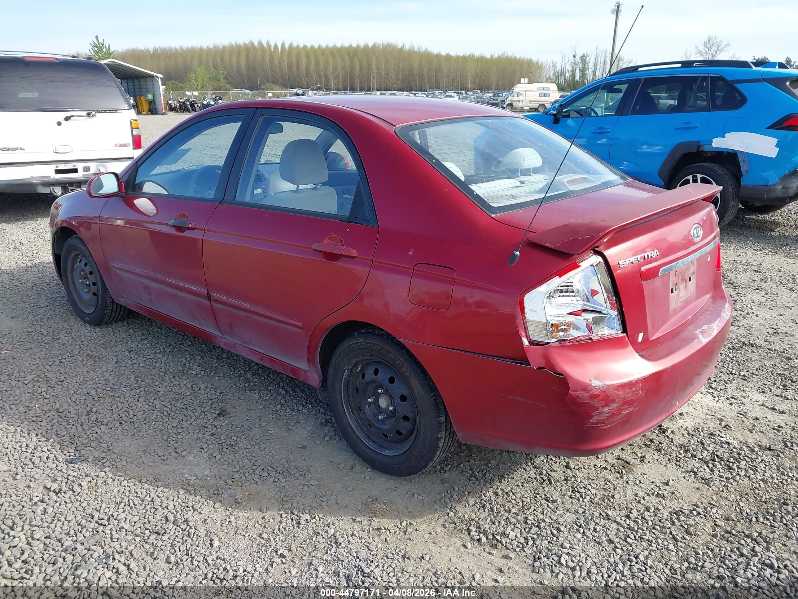KIA SPECTRA image 3