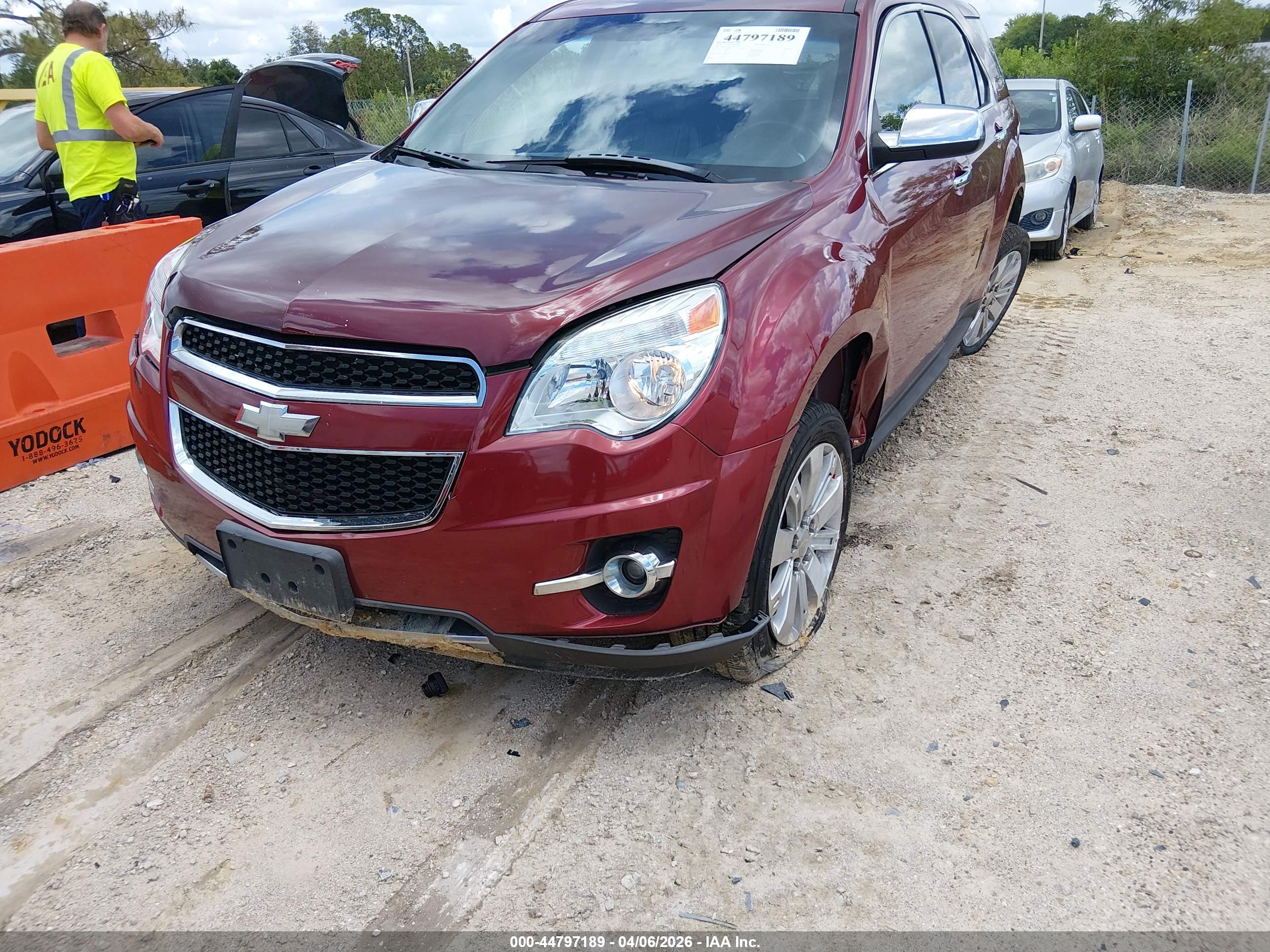 CHEVROLET EQUINOX image 6