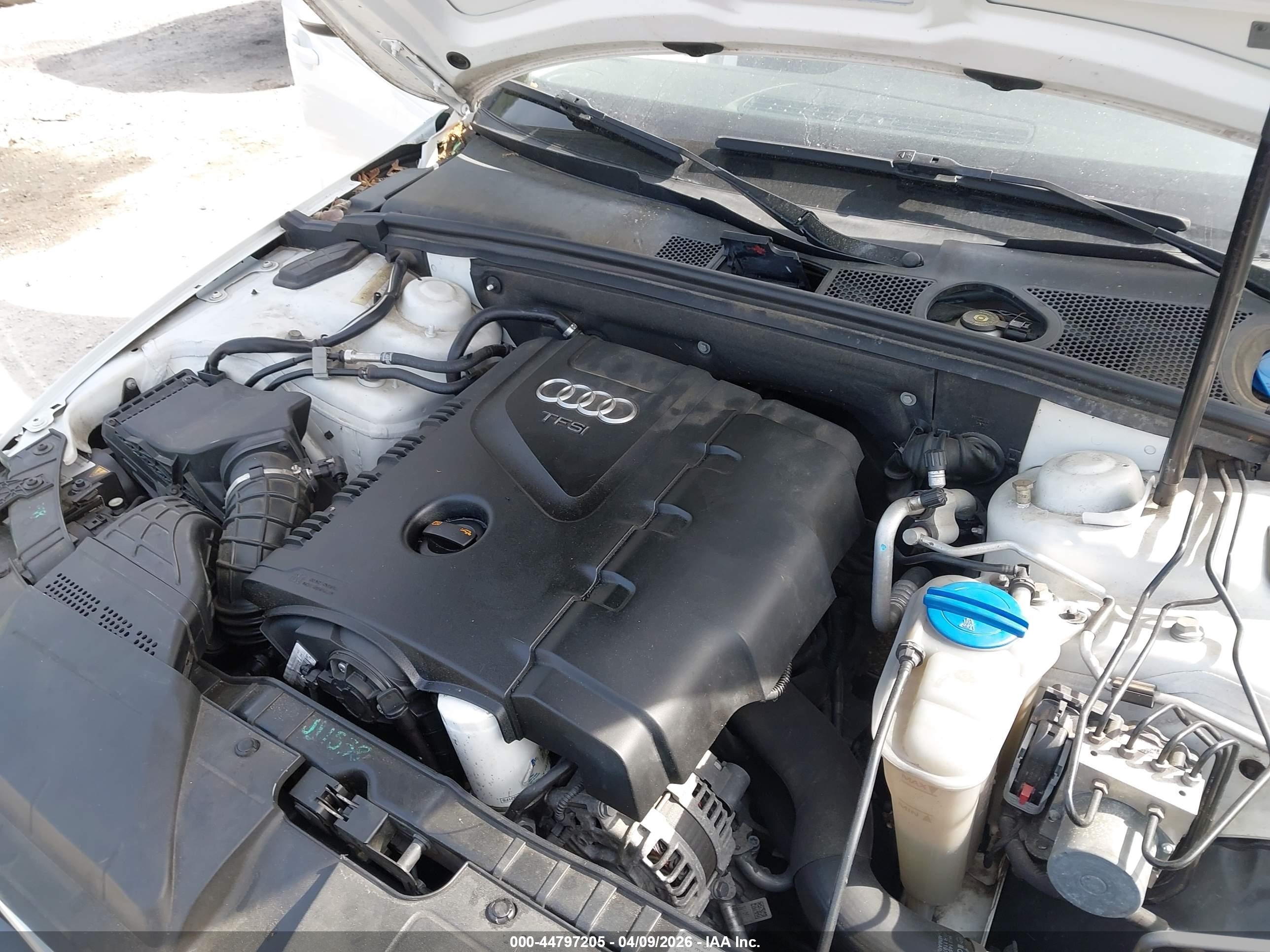 AUDI A4 image 10