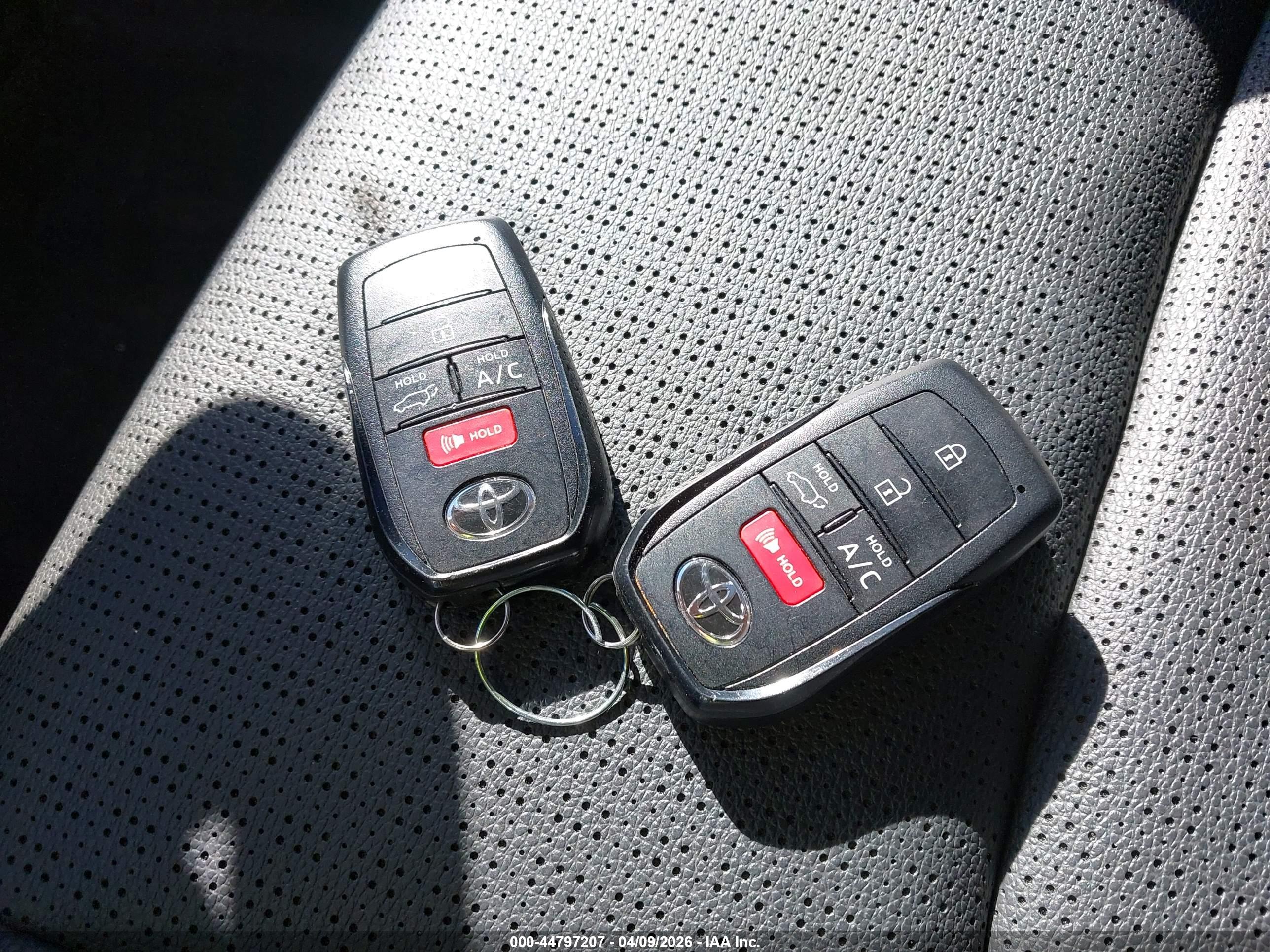TOYOTA BZ4X image 11