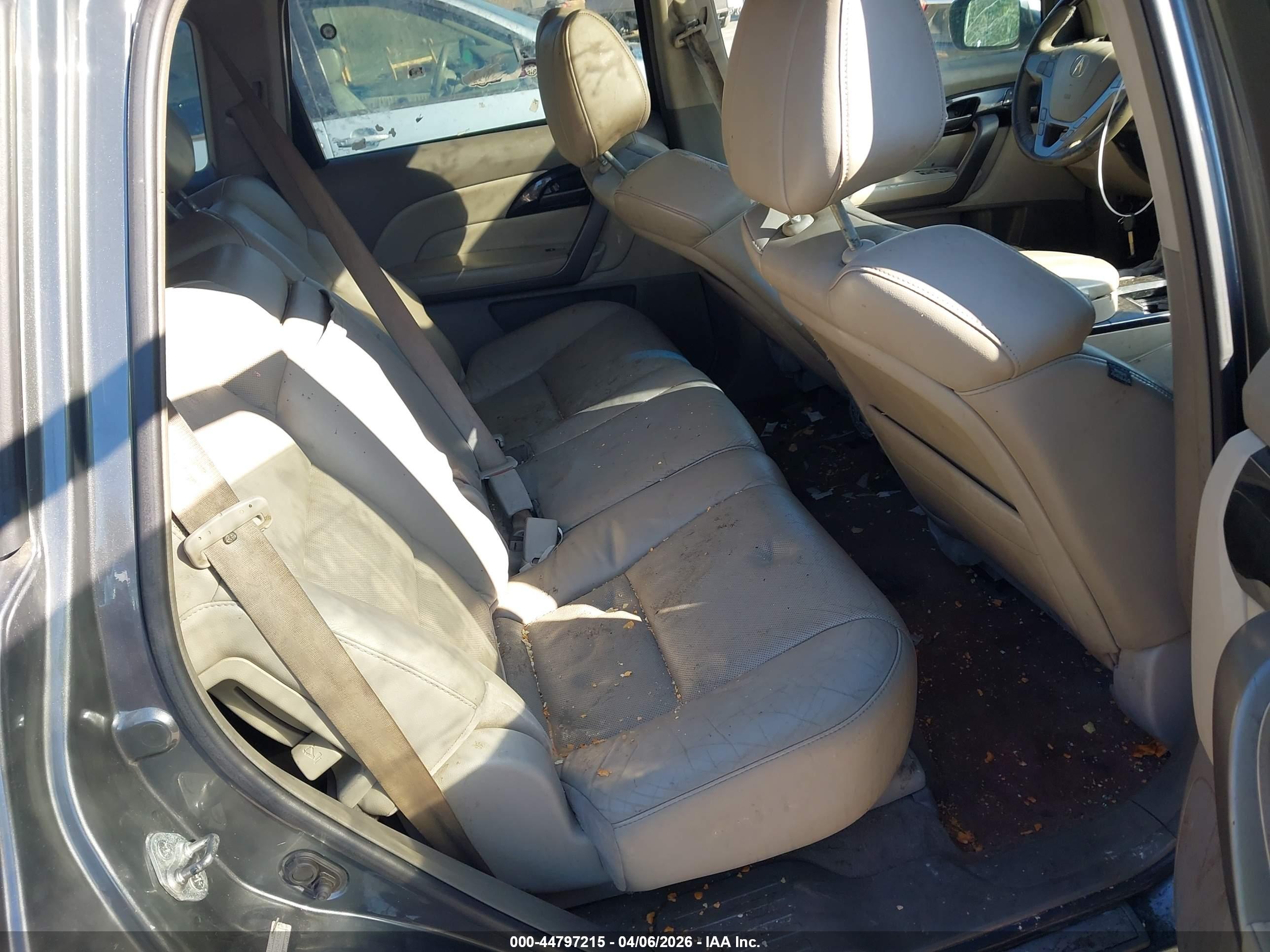 ACURA MDX image 8