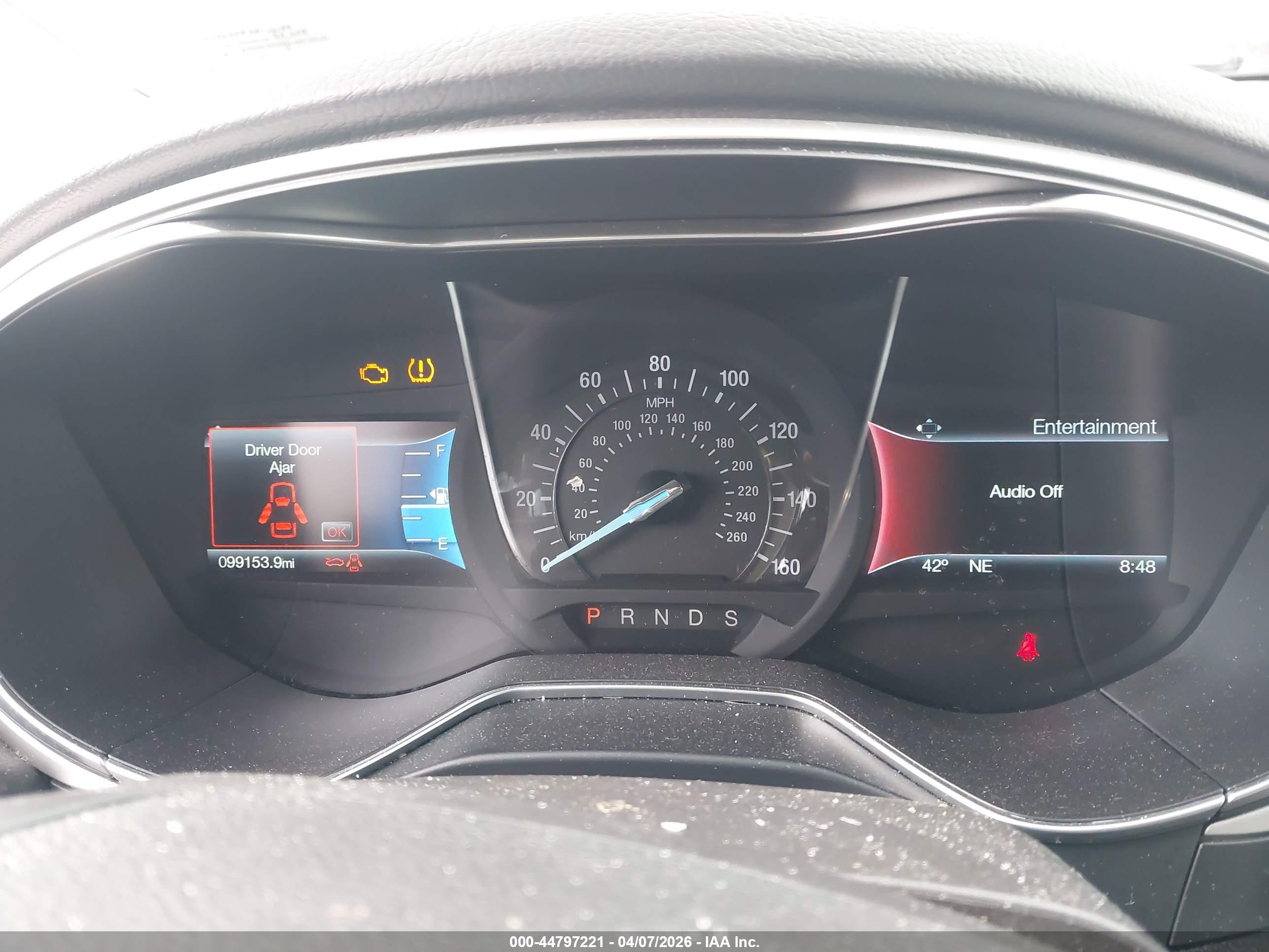 FORD FUSION image 7