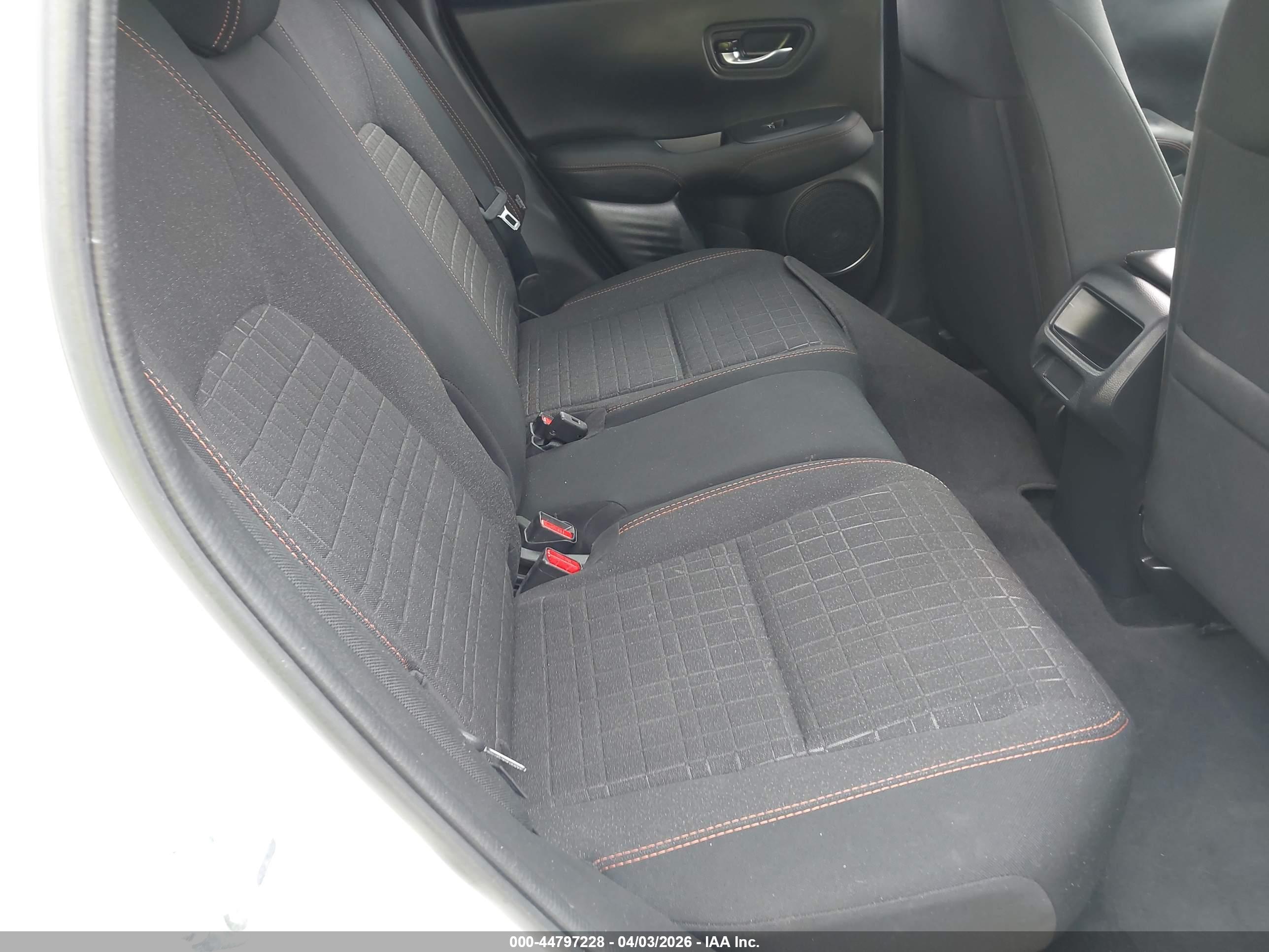 HONDA HR-V image 8