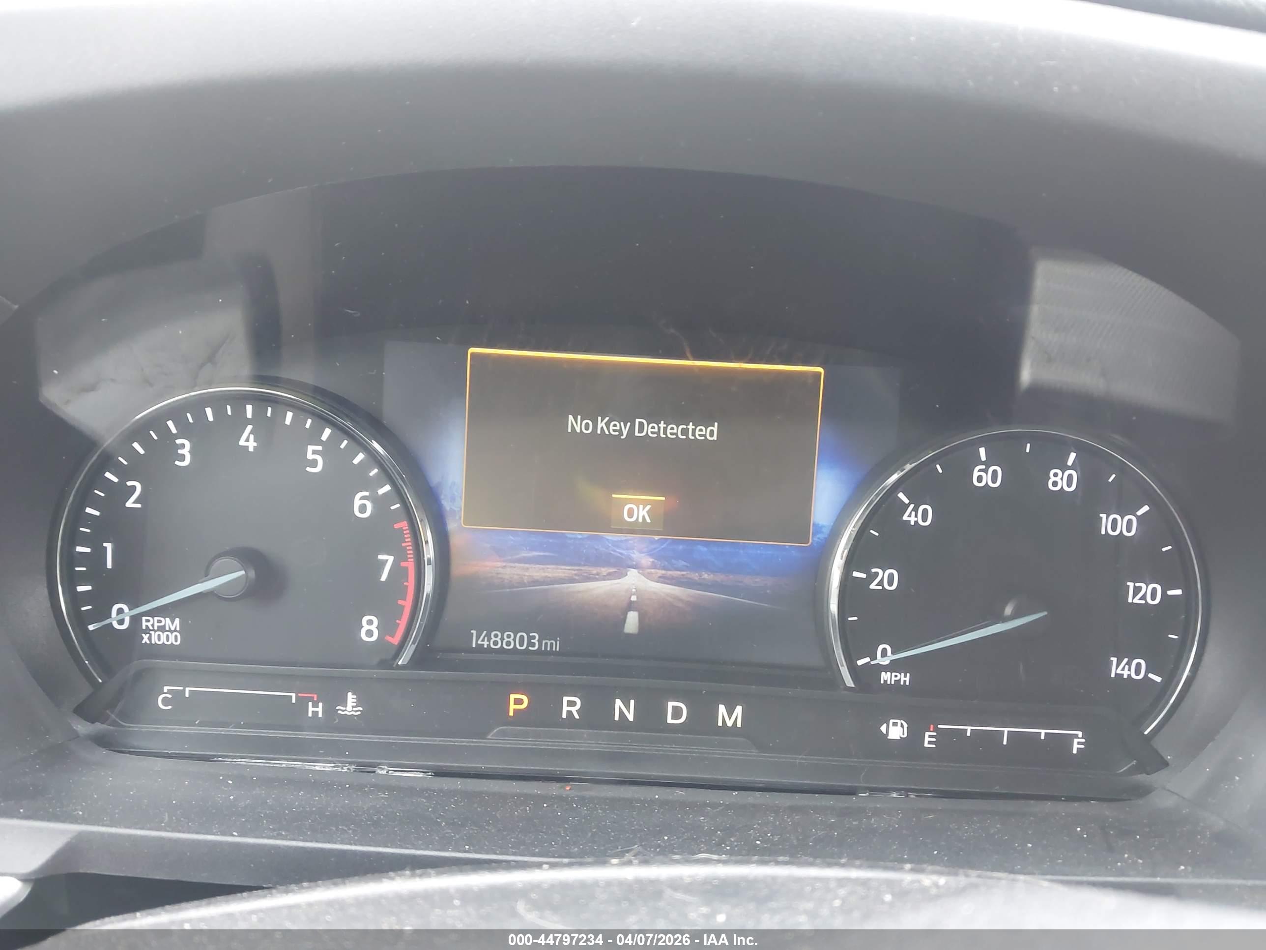 FORD EXPLORER image 7