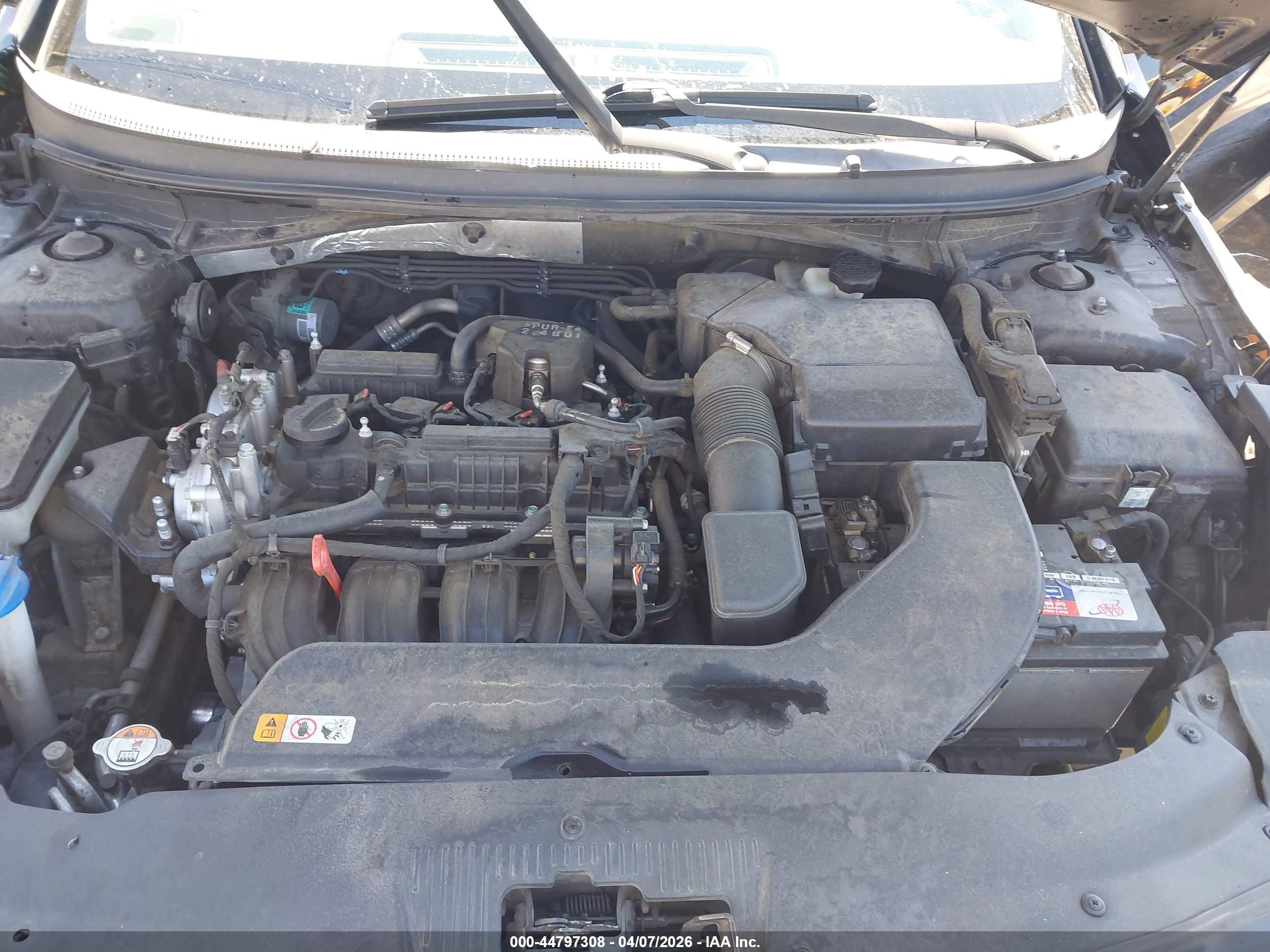 HYUNDAI SONATA image 10