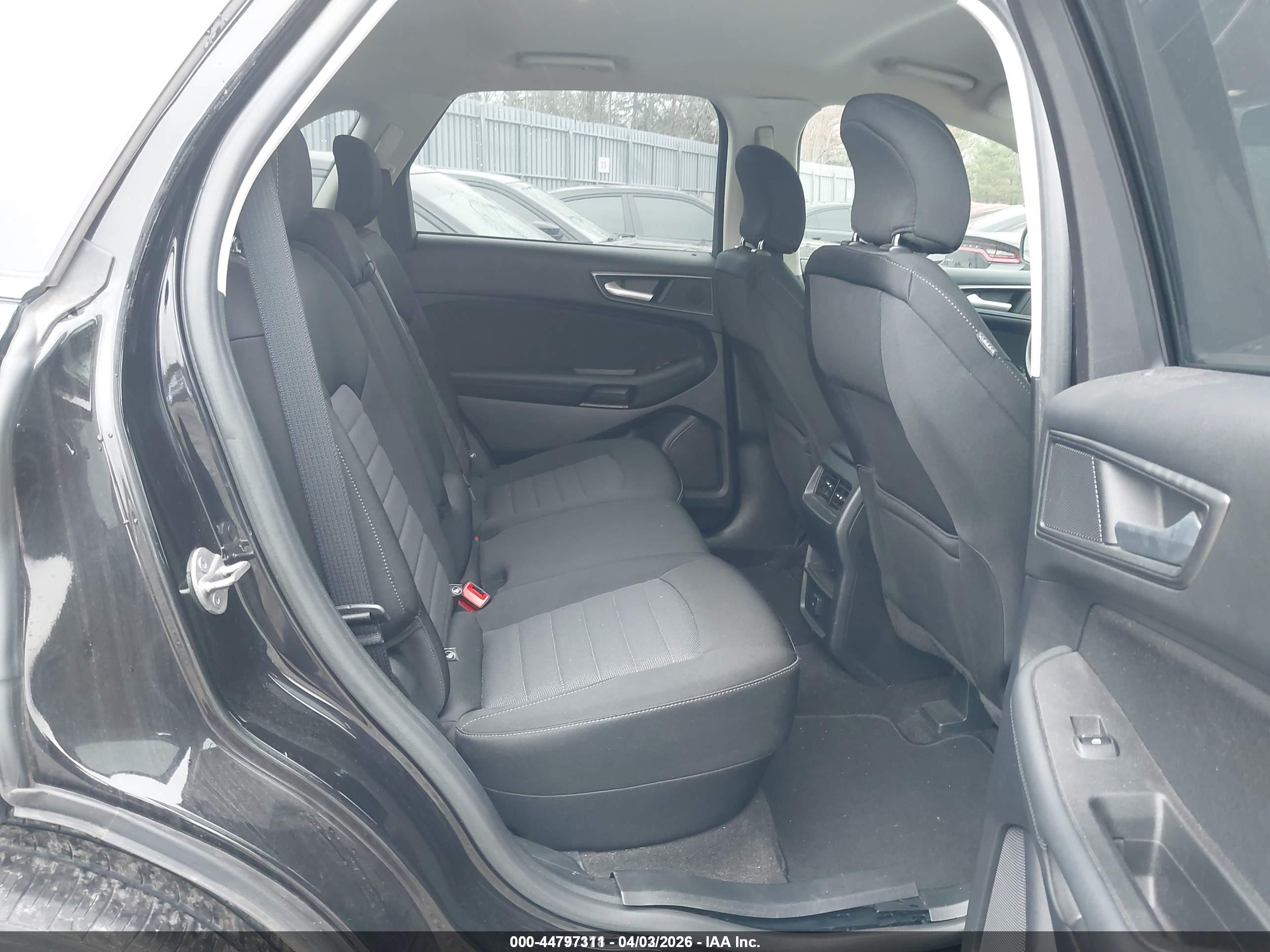 FORD EDGE image 8