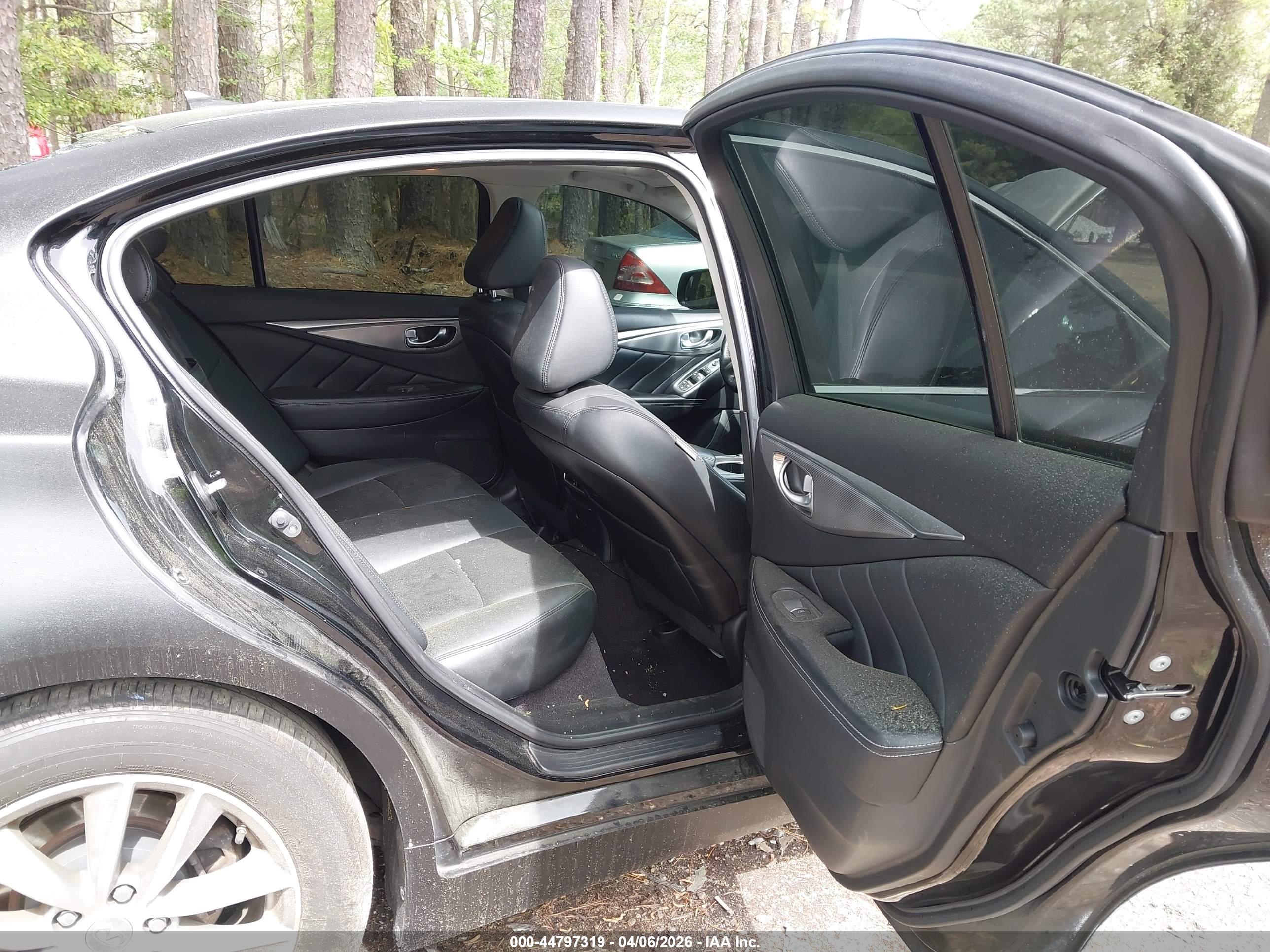 INFINITI Q50 image 8